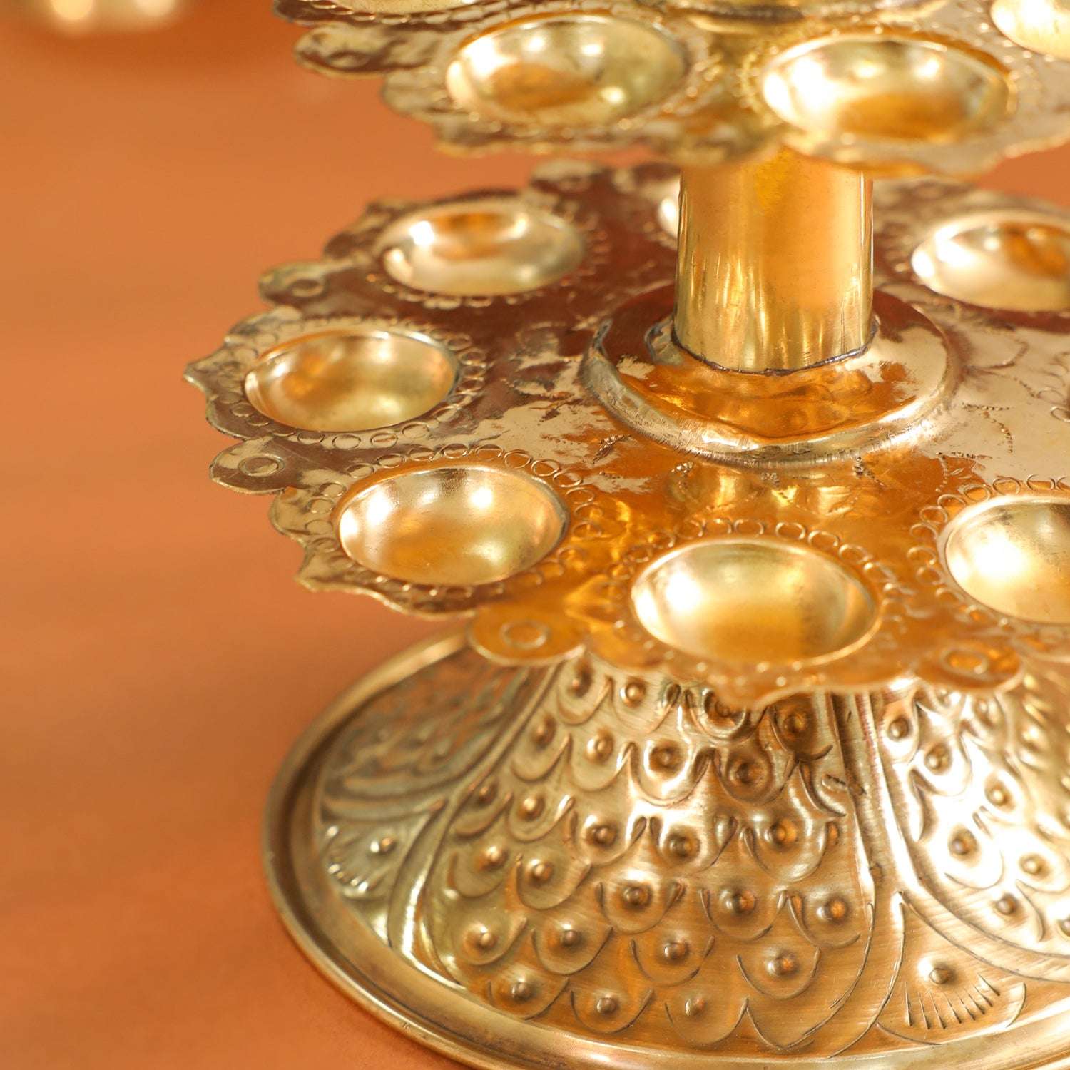 Brass Traditional 21 Petal Ganga Aarti (14 Inch) - Image 4