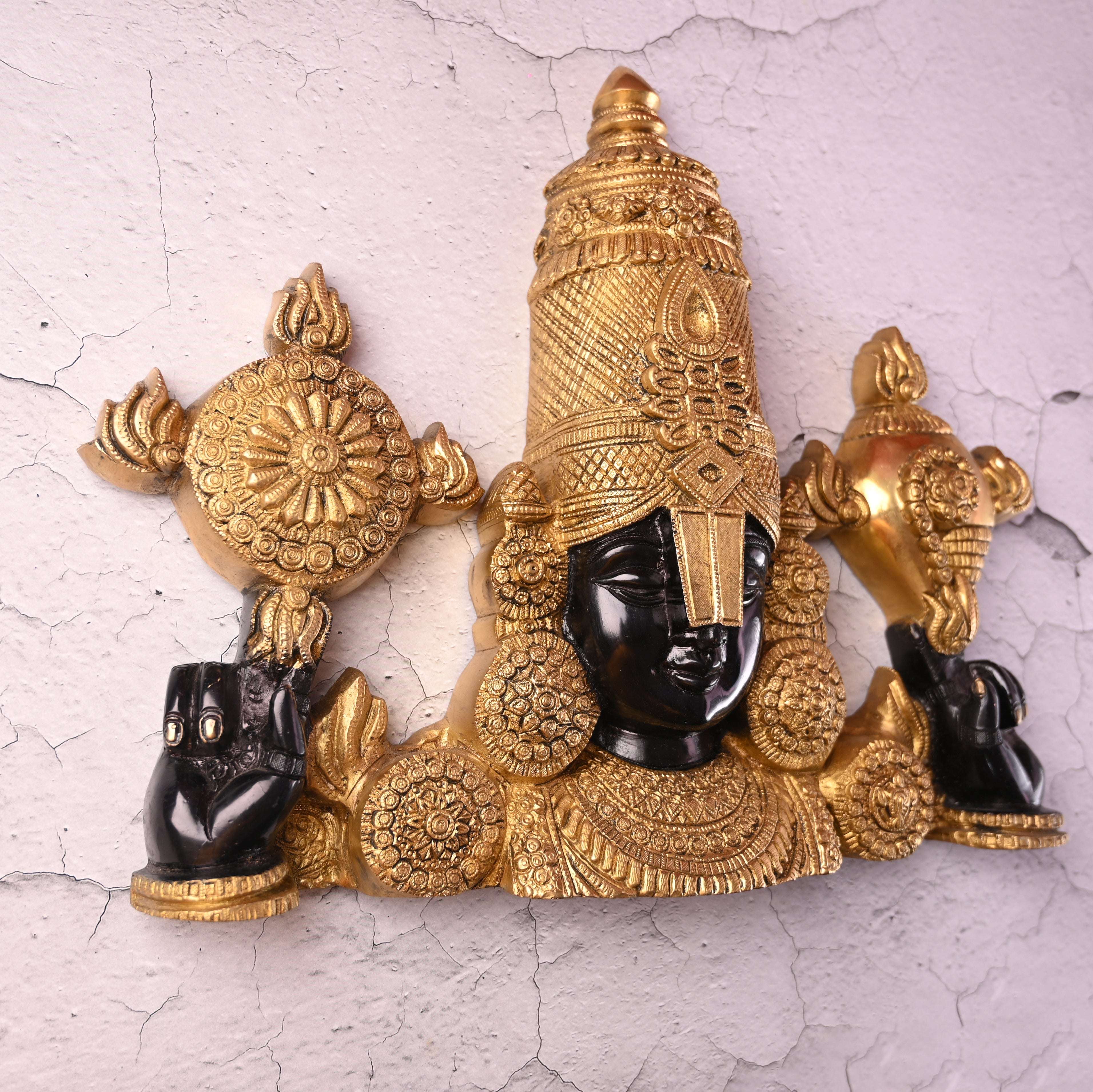 Brass Tirupati Balaji Wall Hanging – Handmade Venkateshwar Decor (14.8 Inch) - Image 4