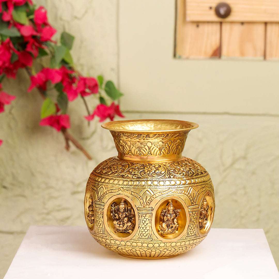 Brass Ashtalakshmi Kodam / Kalash