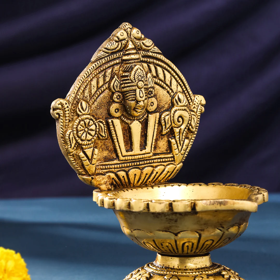 Brass Balaji Shankh Chakra And Namah Diya (6.5 Inch) - Image 7