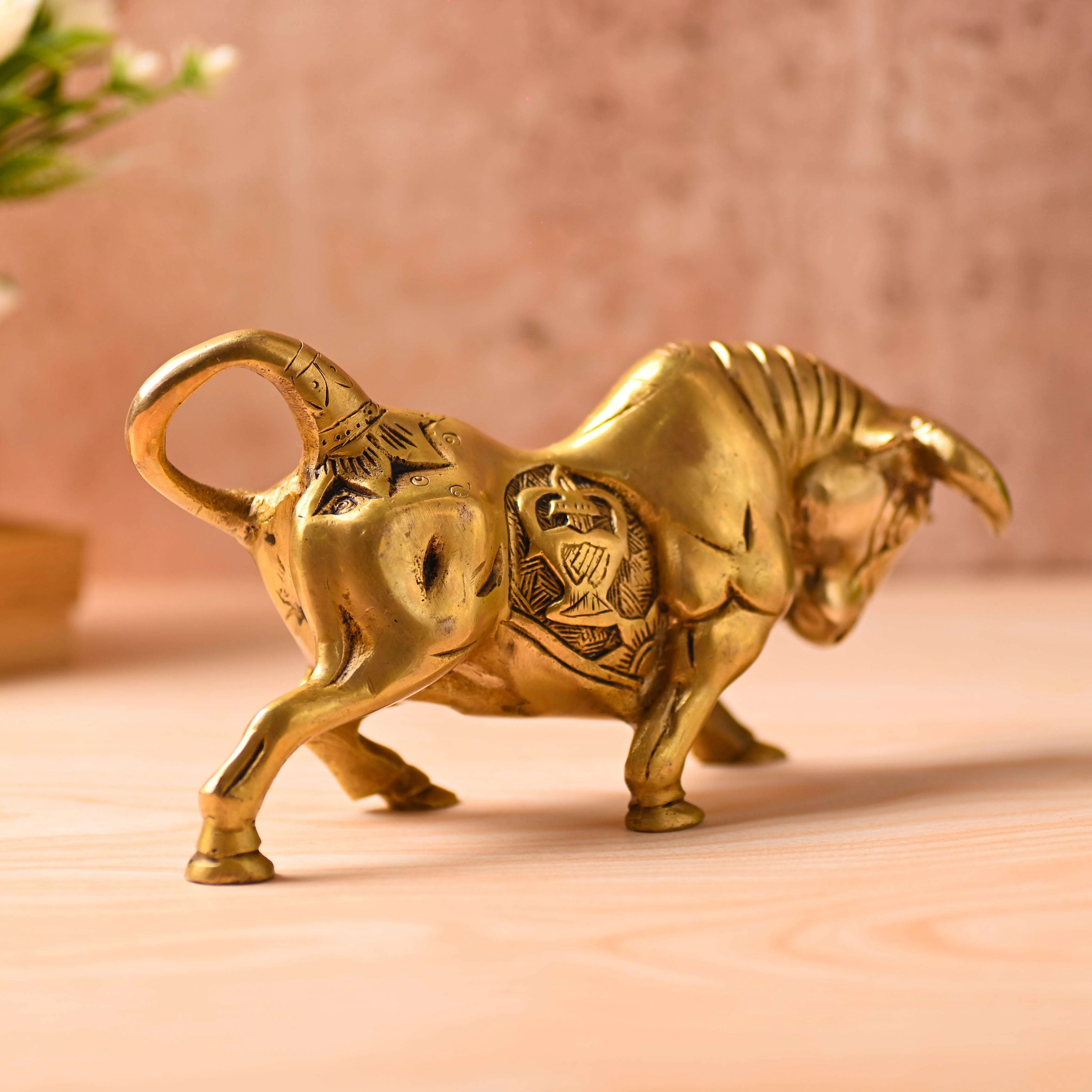 Brass Roaring Bull Statue – Symbol of Strength & Prosperity (4.5 Inch) - Image 5