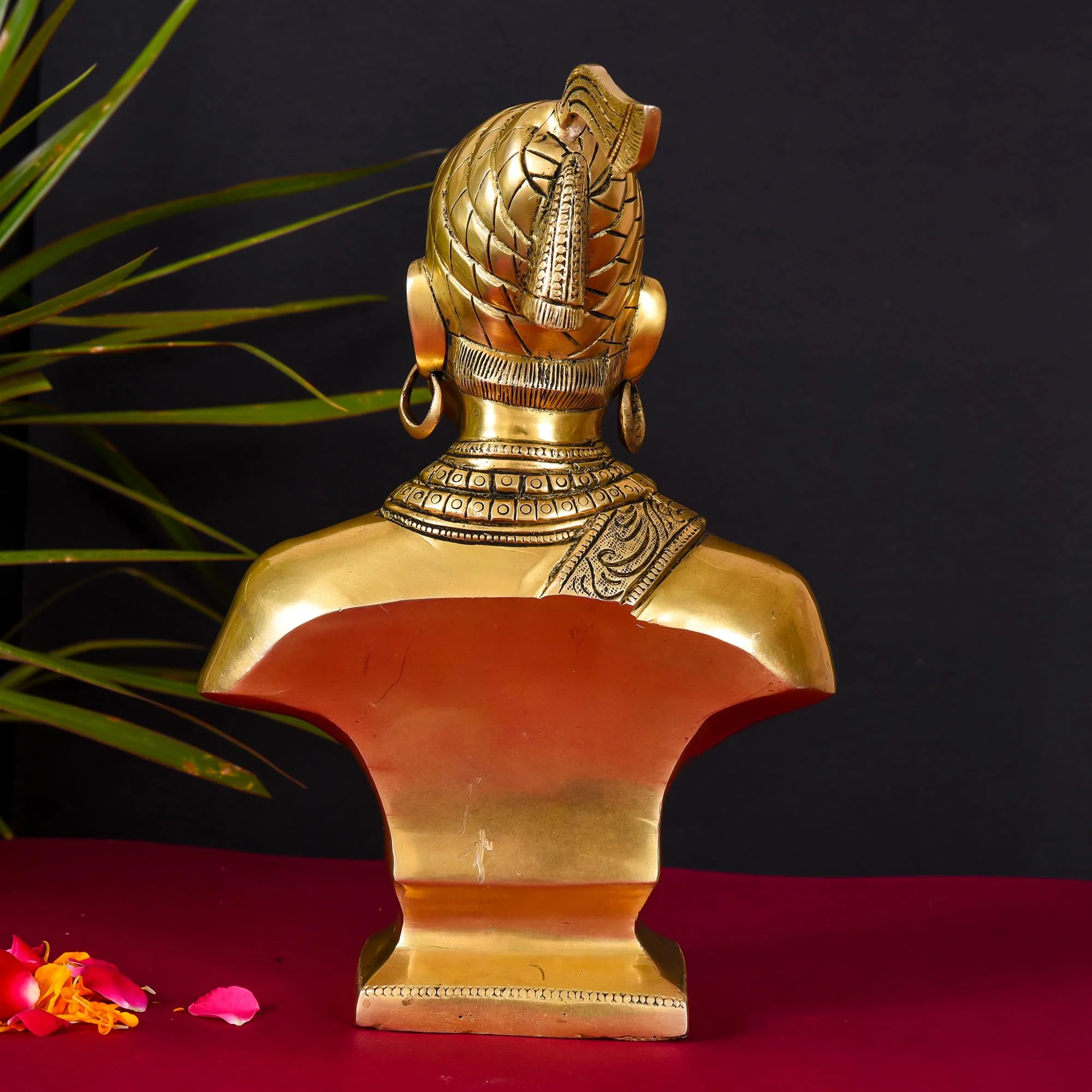 Brass Chatrapati Shivaji Maharaj Bust Sculpture (12 Inch) - Image 3