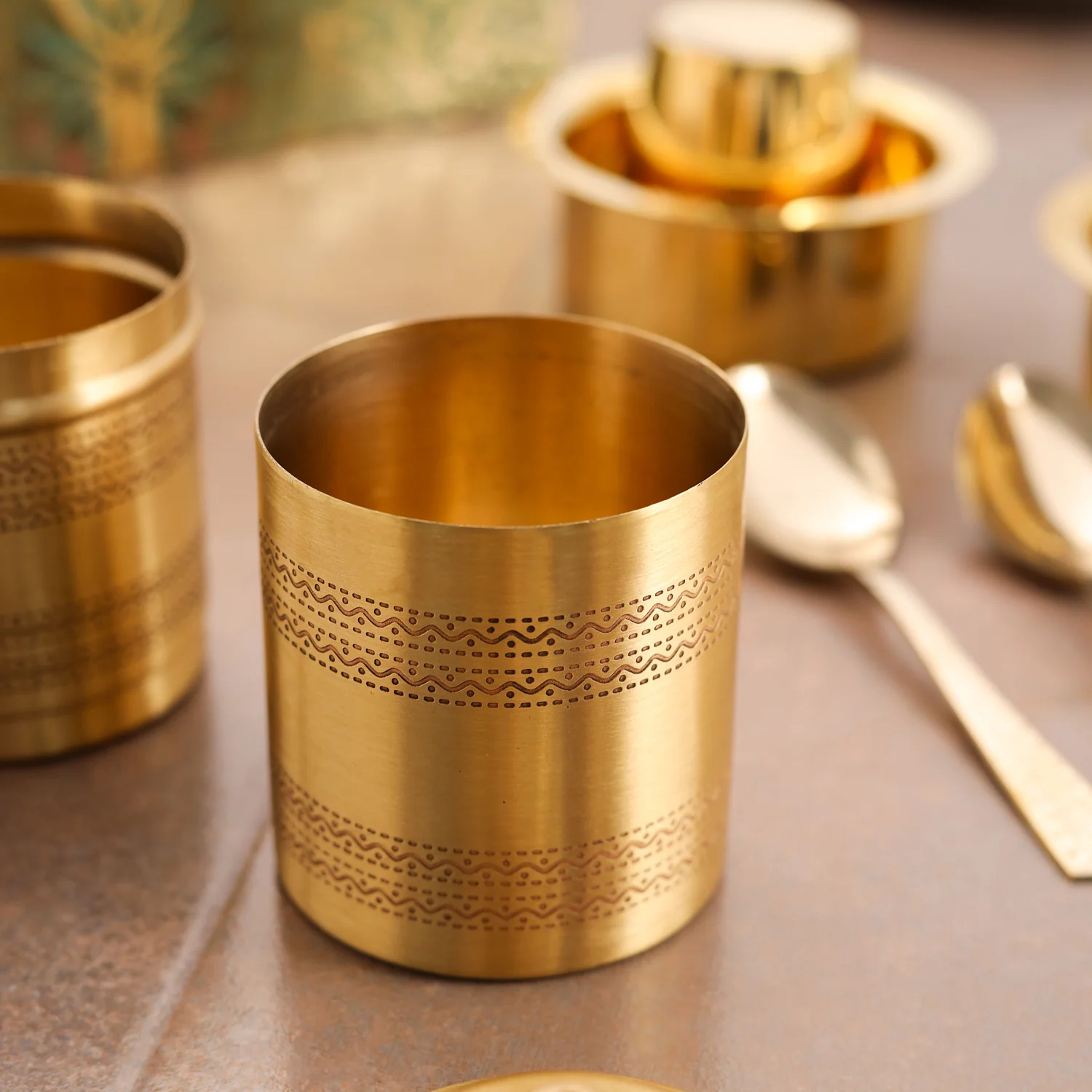Brass Coffee Maker And Davara Set Corporate/Gift Hamper - Image 10