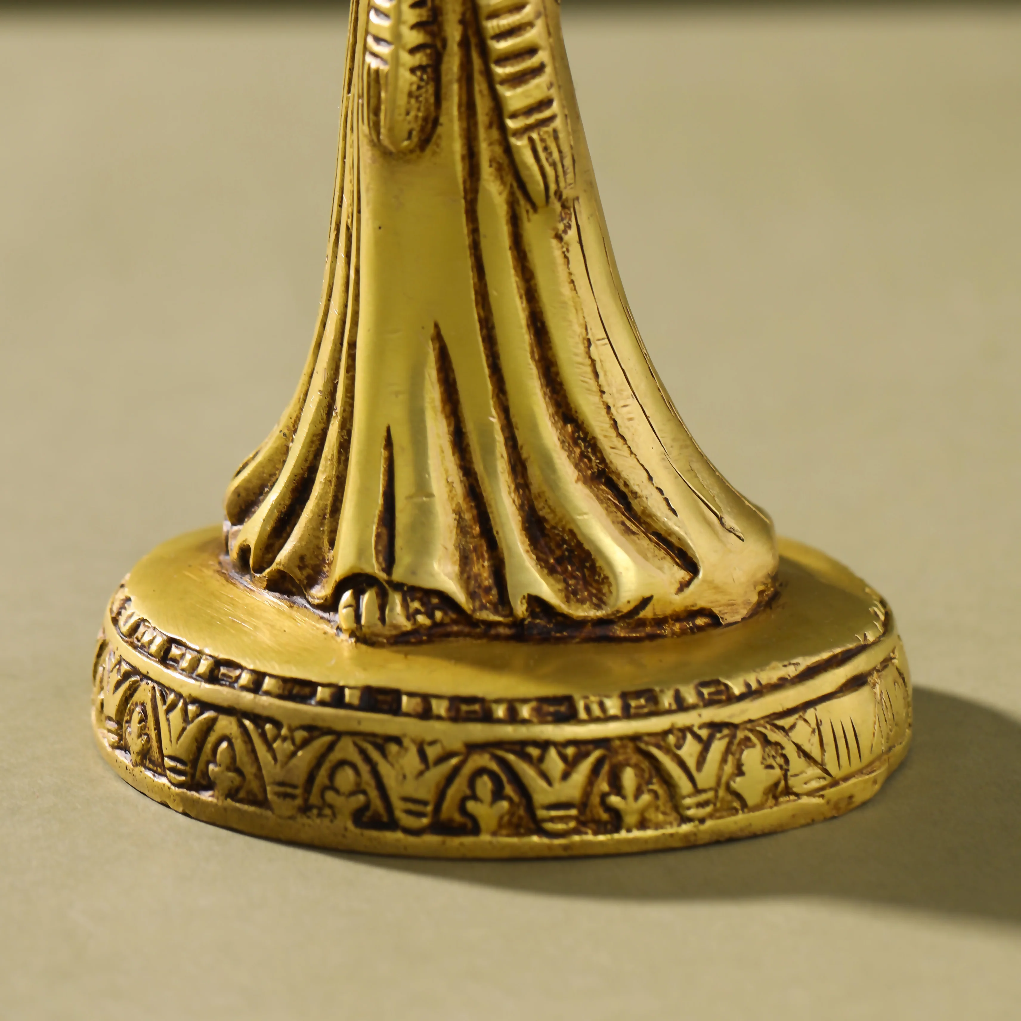 Brass Egyptian Goddess Isis Candle Holder (11.5 Inch) - Image 5