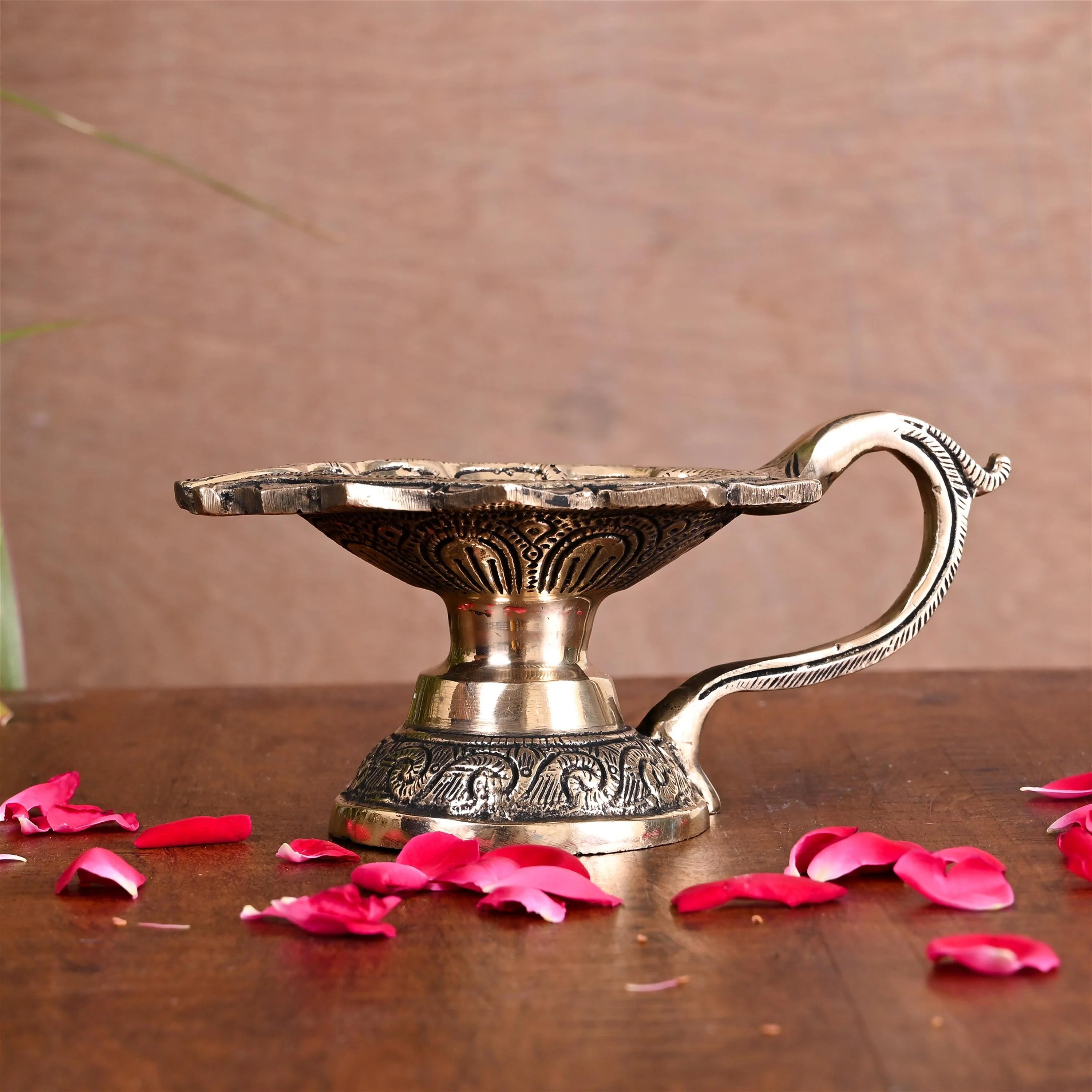 Brass Ethnic Hand carved Diya Lamp (3 Inch) - Image 3
