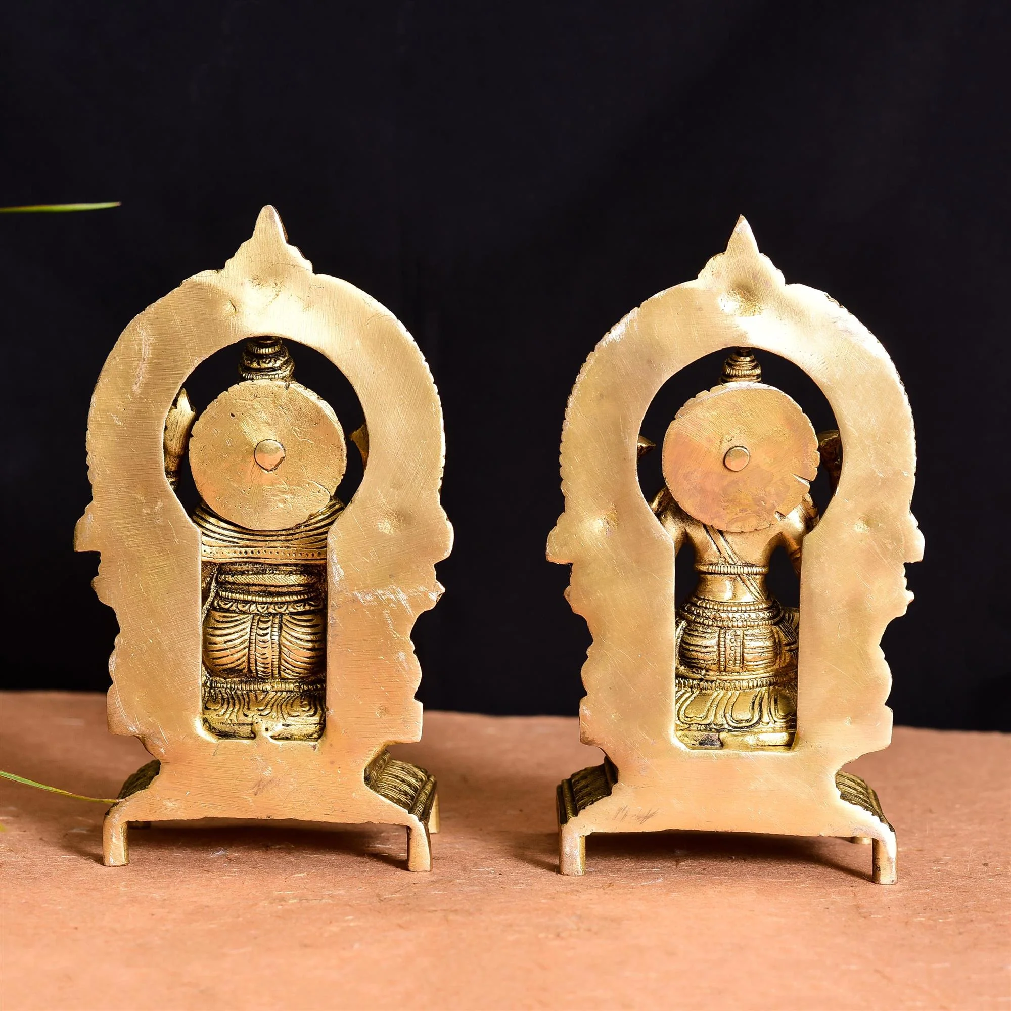 Brass Sitting Ganesh And Lakshmi On Throne Idol (7.5 Inch) - Image 3