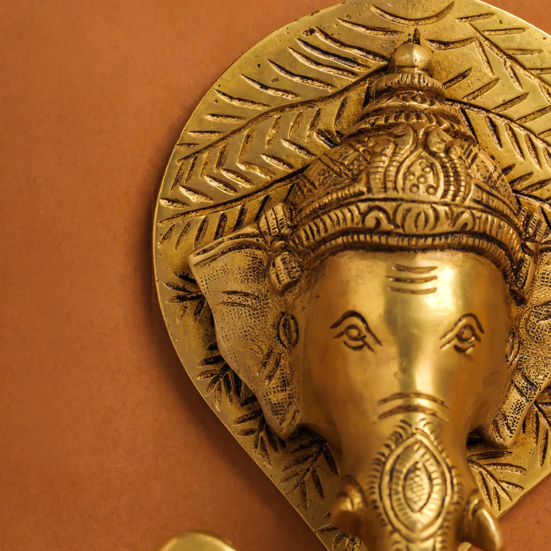 Brass Ganesha Bell On Leaf Wall Hanging (7.5 Inch) - Image 10
