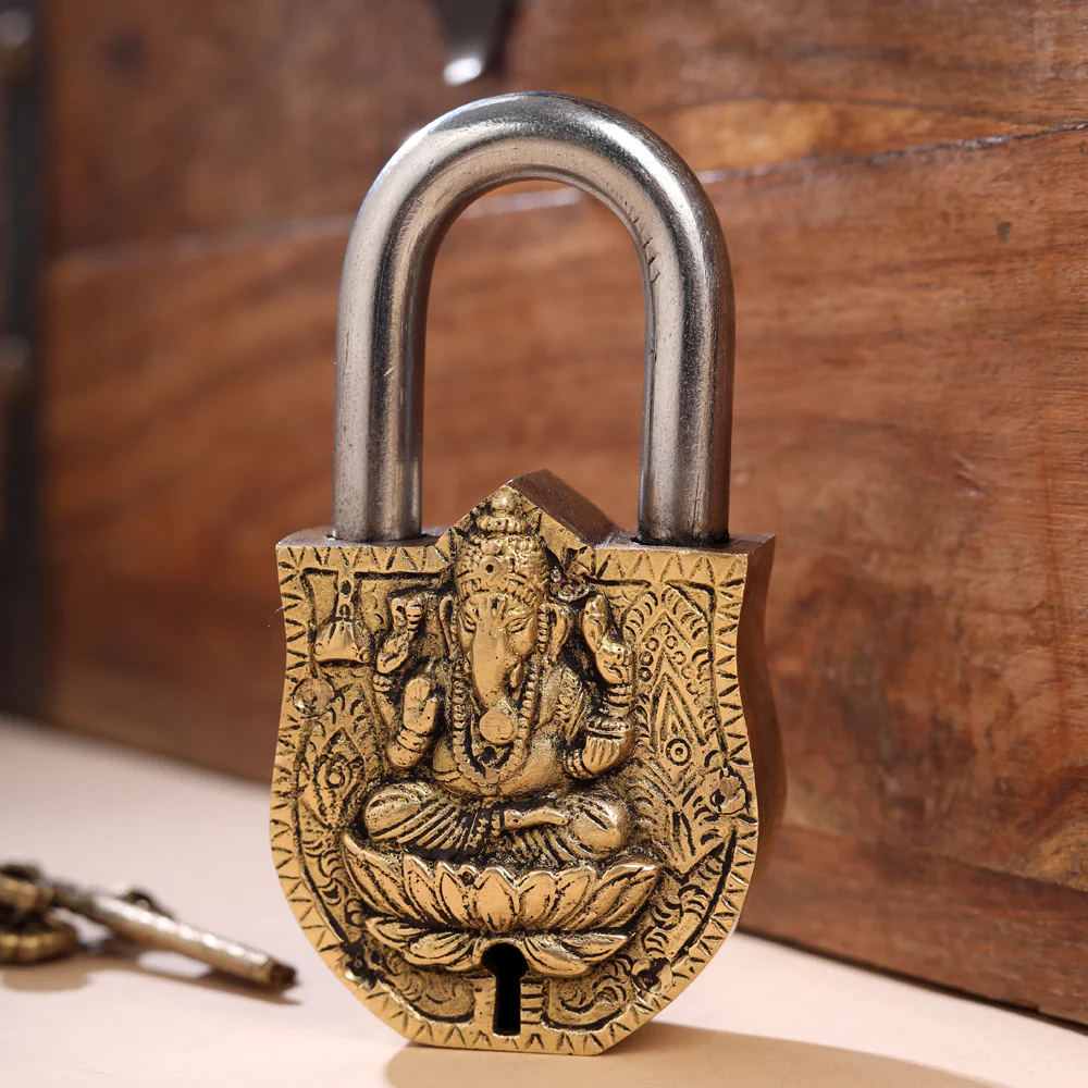 Brass Ganesha Door Lock With Three Brass Keys (4.5 Inch) - Image 4