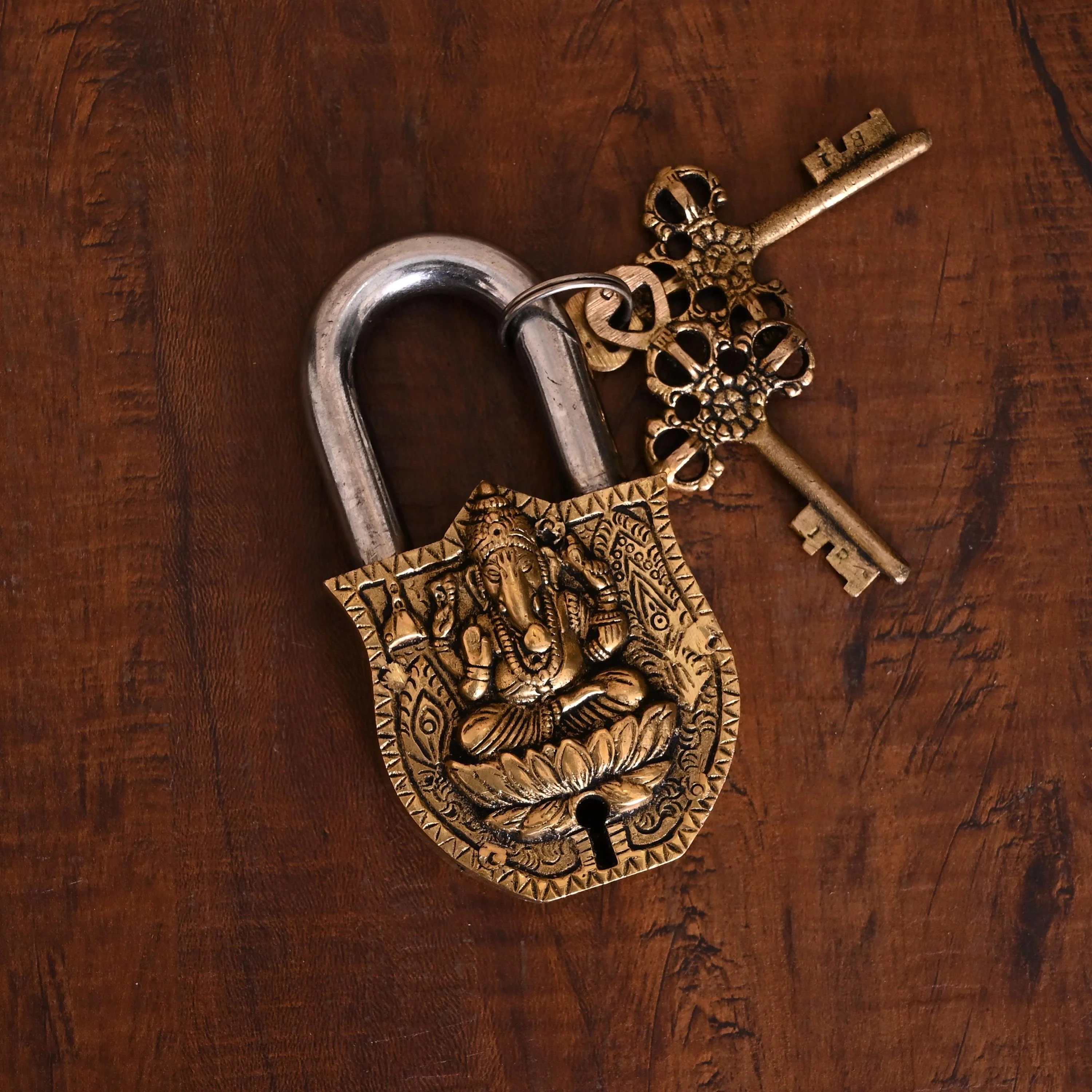 Brass Ganesha Door Lock With Three Brass Keys (4.5 Inch) - Image 6