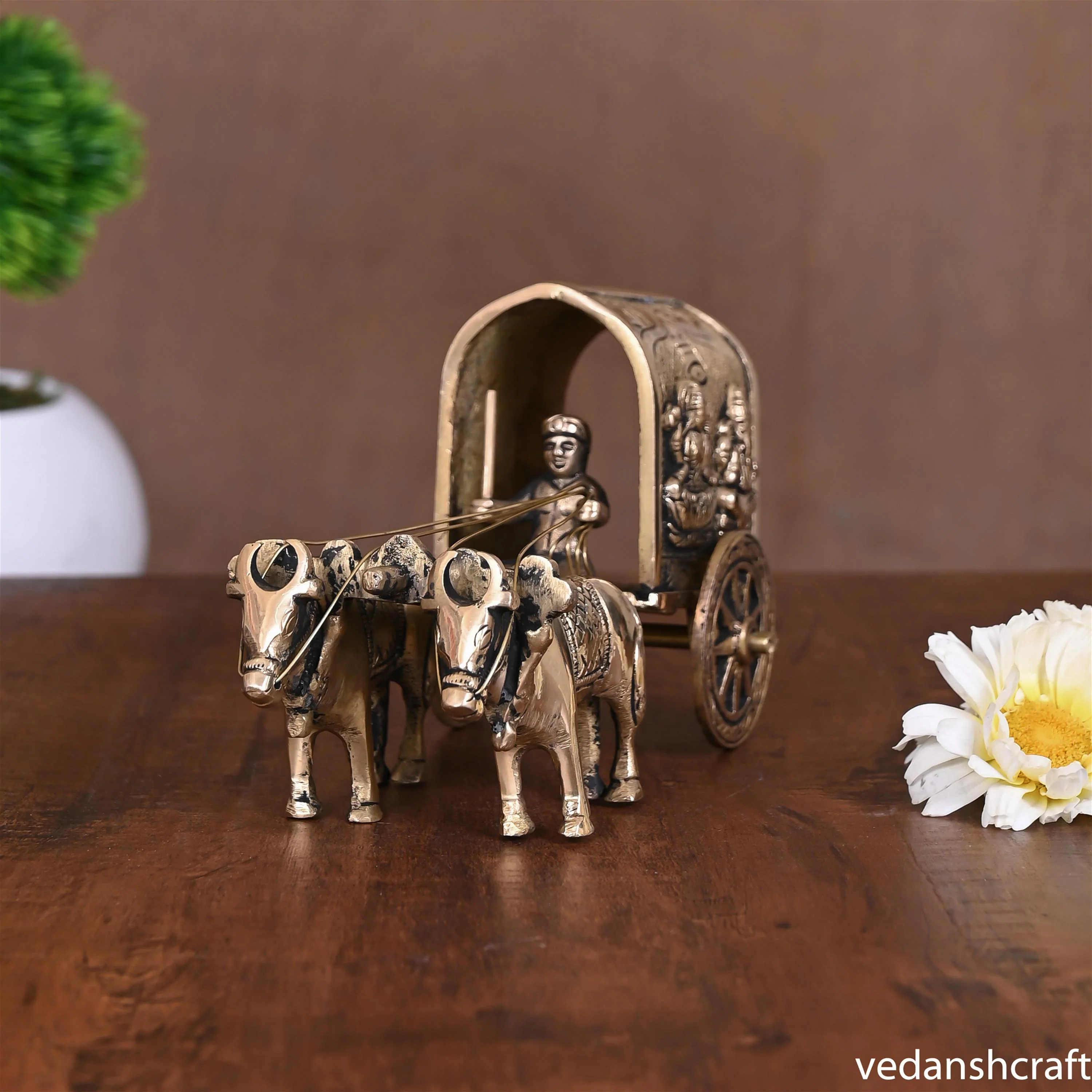 Brass Ganesha Lakshmi Double Bullock Cart (4 Inch) - Image 2