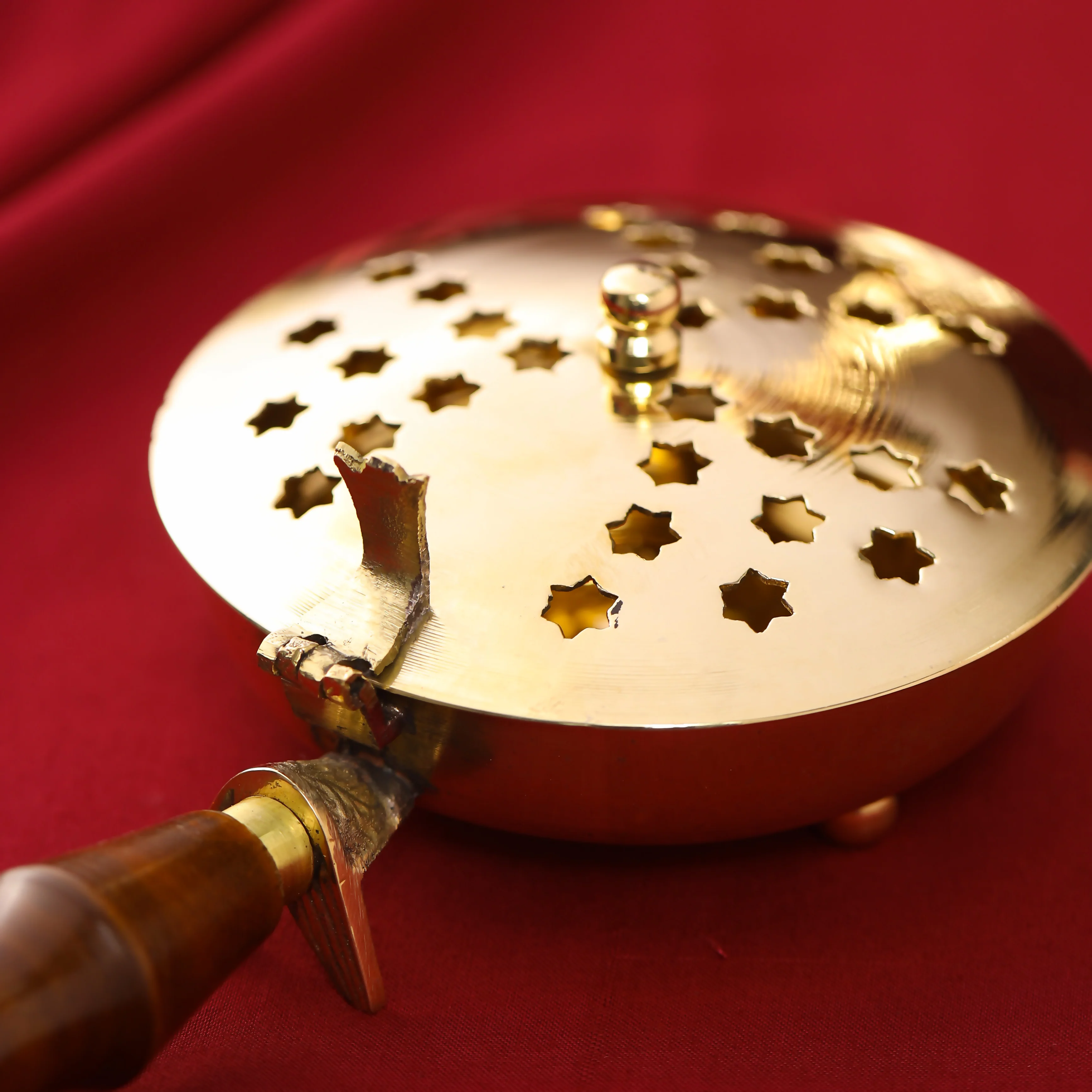 Brass Incense Butler With Wooden Handle (2.5 Inch) - Image 4