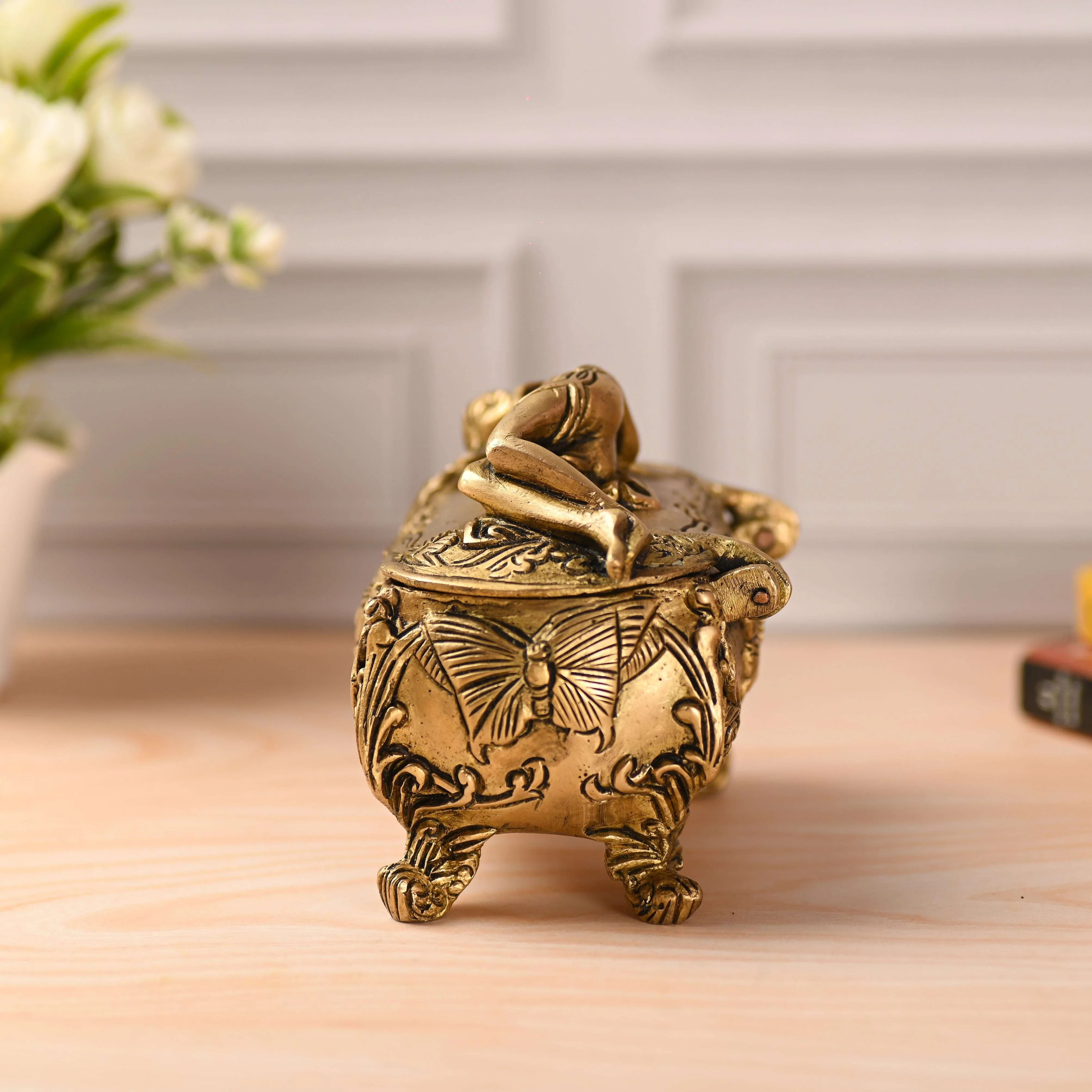Brass Vintage Lady Jewellery Box (4.5 Inch) - Image 4