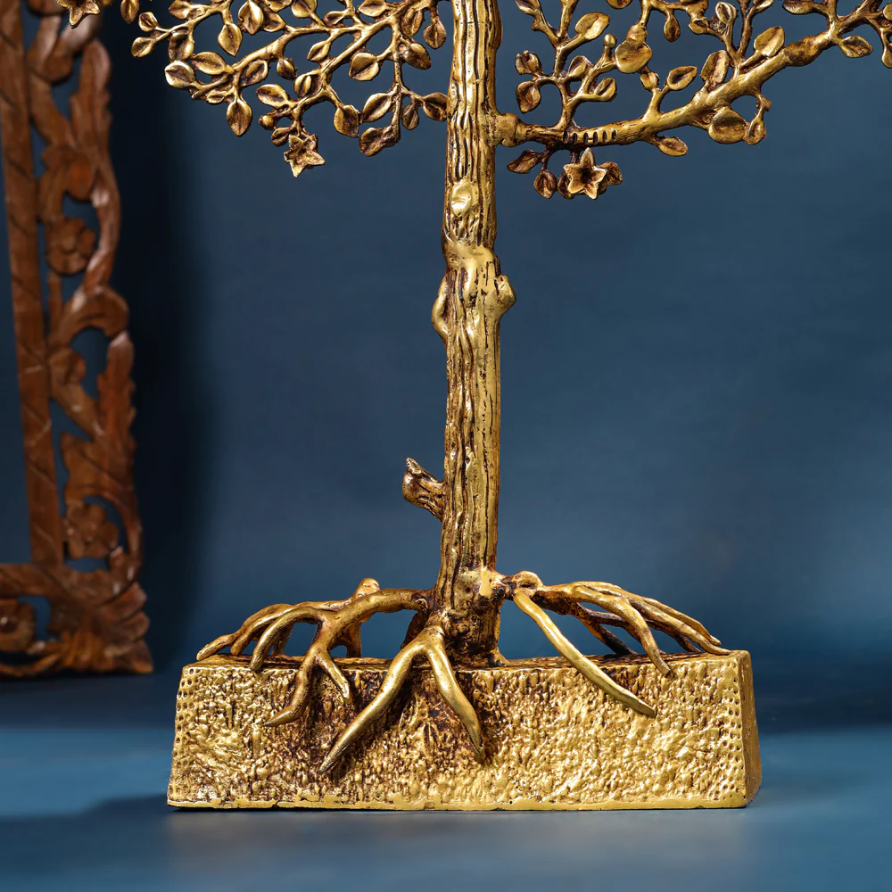 Brass Kalpvriksha Candle Holder (35 Inch) - Image 4