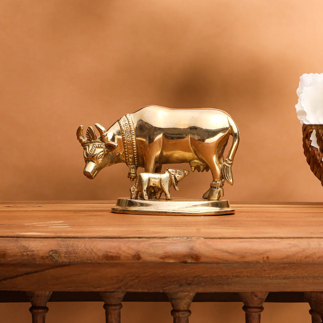 Brass Kamdhenu Cow With Calf Idol - Image 3
