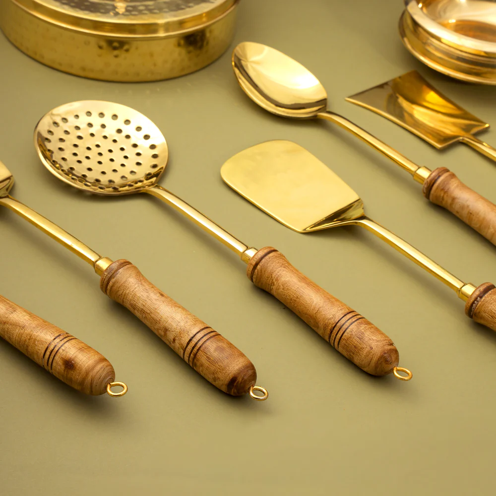 Brass Kitchen Ladles With Wooden Handle Set (14.5 Inch) - Image 10