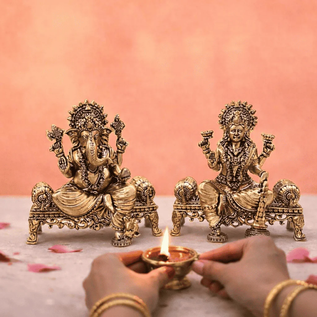 Brass Lightweight Ganesha And Lakshmi Sitting On Throne Idols (4.5 Inch) - Image 9