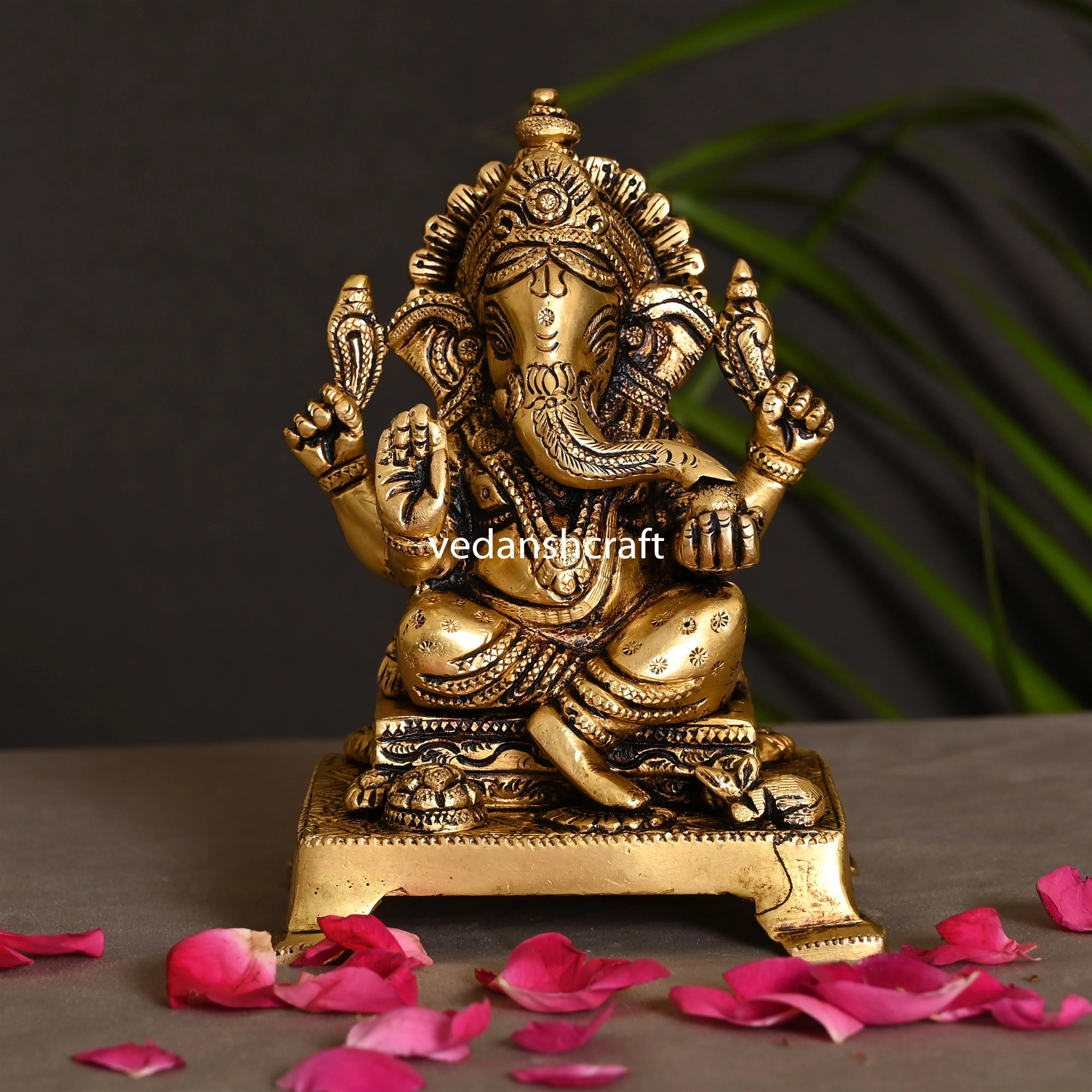 Brass Lord Sitting Ganesha Idol (5.5 Inch) - Image 2
