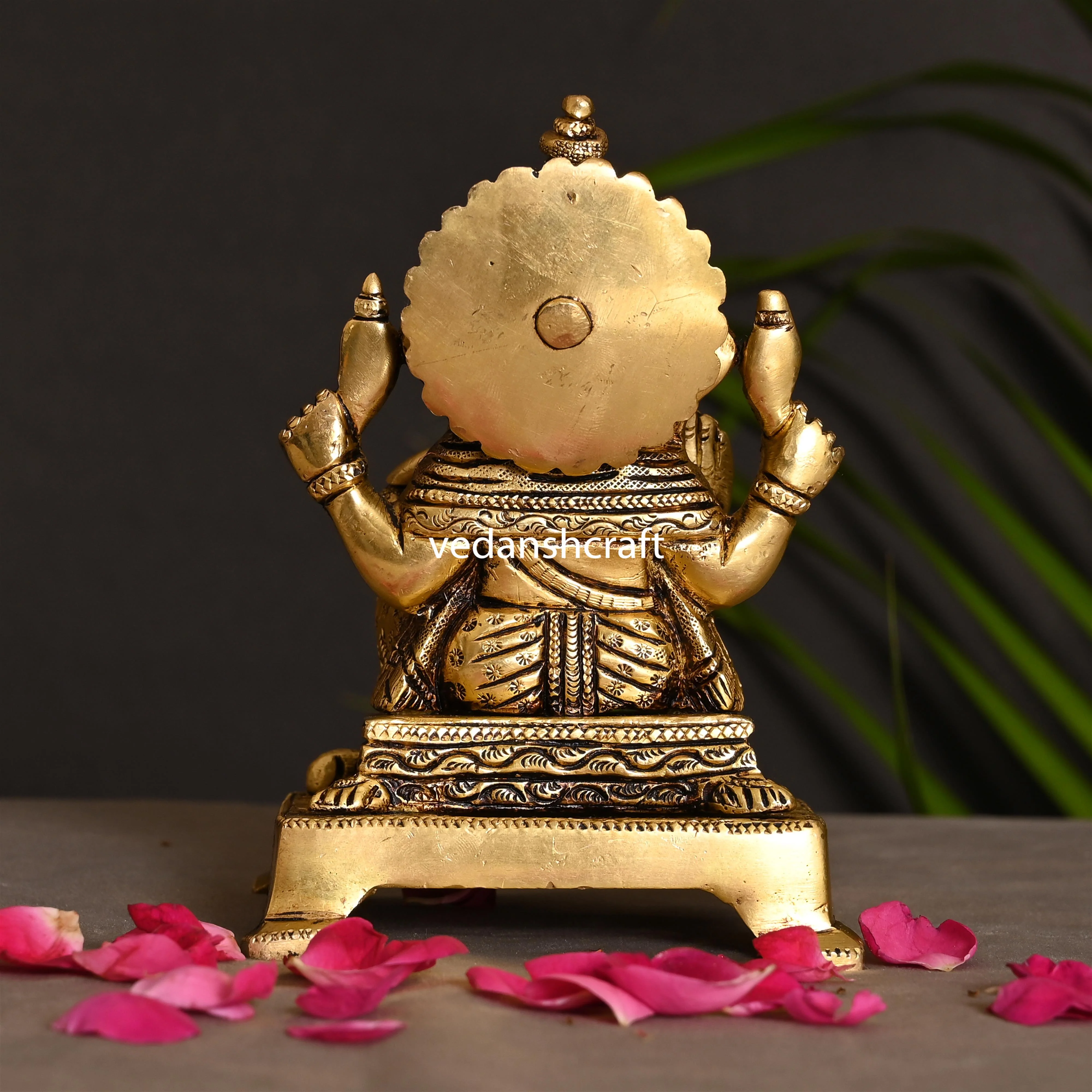 Brass Lord Sitting Ganesha Idol (5.5 Inch) - Image 4