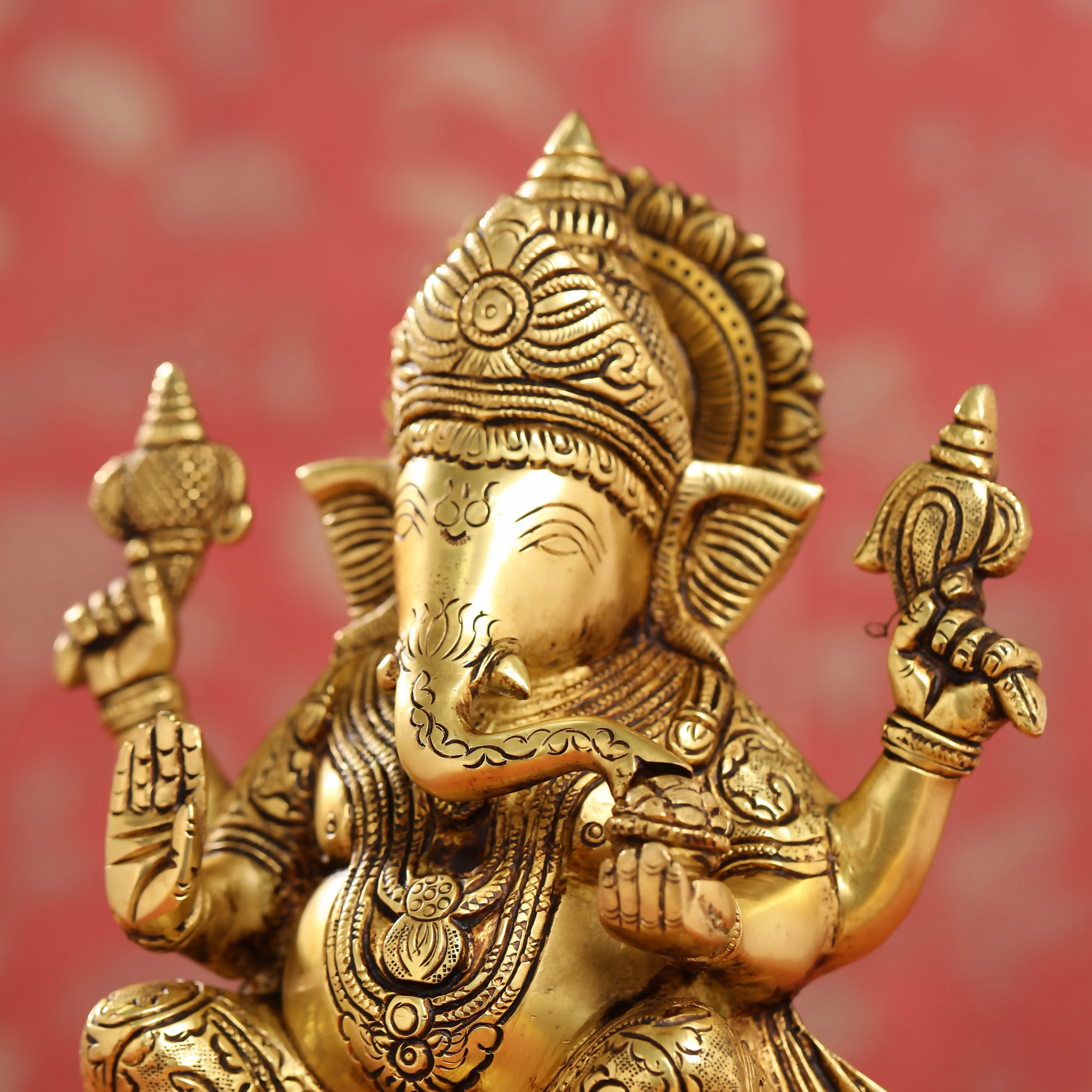 Brass Lord Sitting Ganesha Idol (9.5 Inch) - Image 2