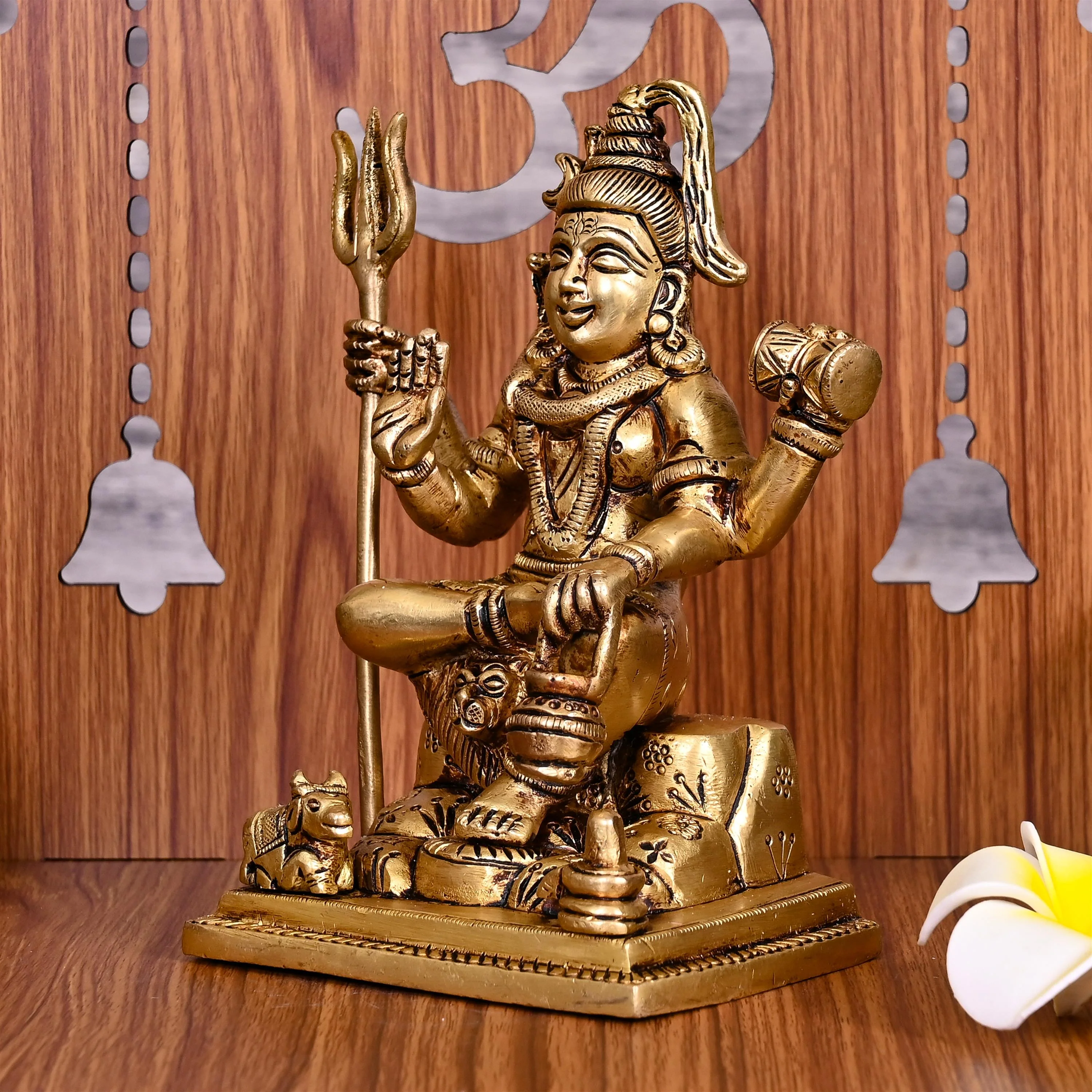 Brass Sitting Lord Shiva Idol (6.5 Inch) - Image 2