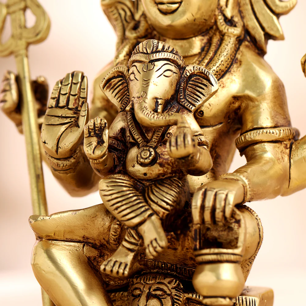 Brass Sitting Lord Shiva With Ganesha Idol (9 Inch) - Image 5