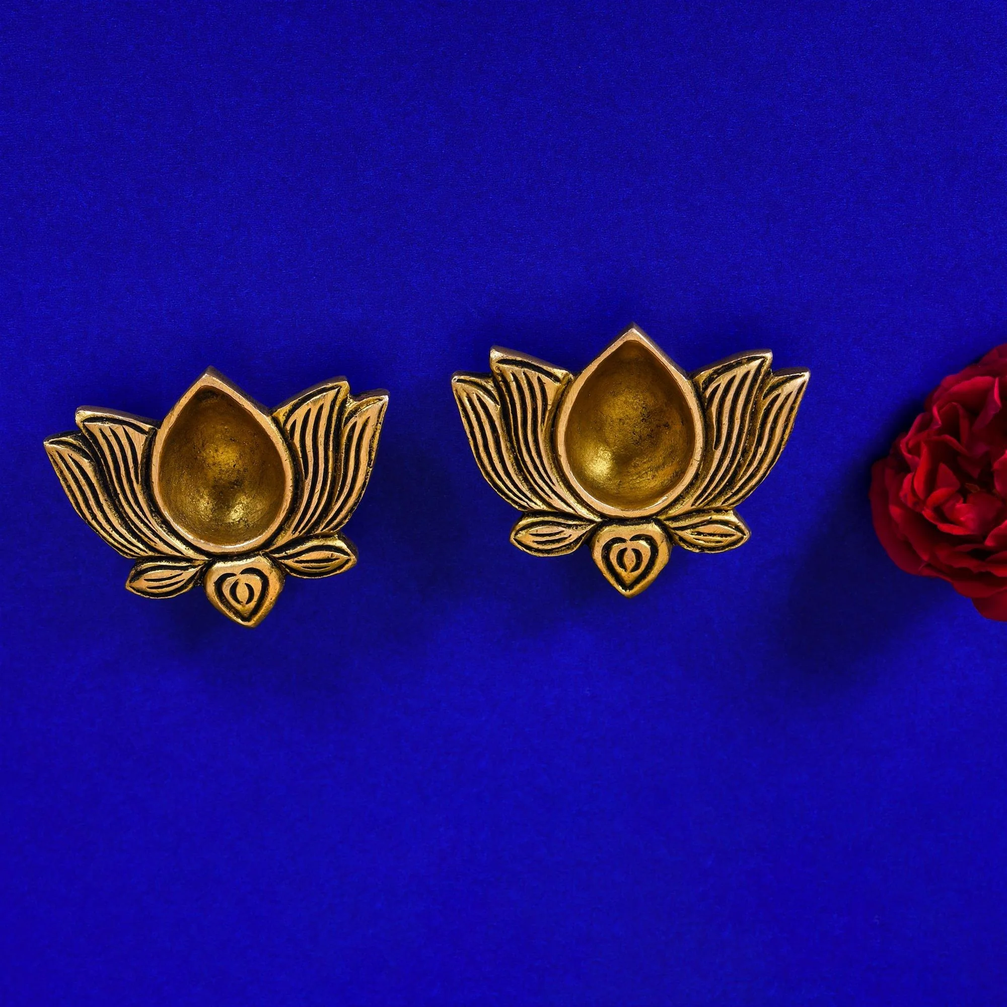 Brass Lotus Flower Diya Pair - Image 3