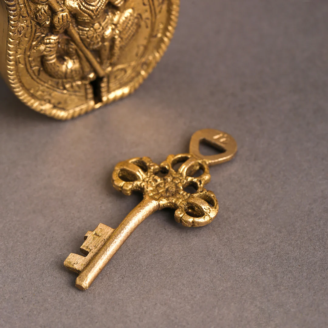 Brass Murugan Door Lock With Three Brass Keys (4.5 Inch) - Image 4