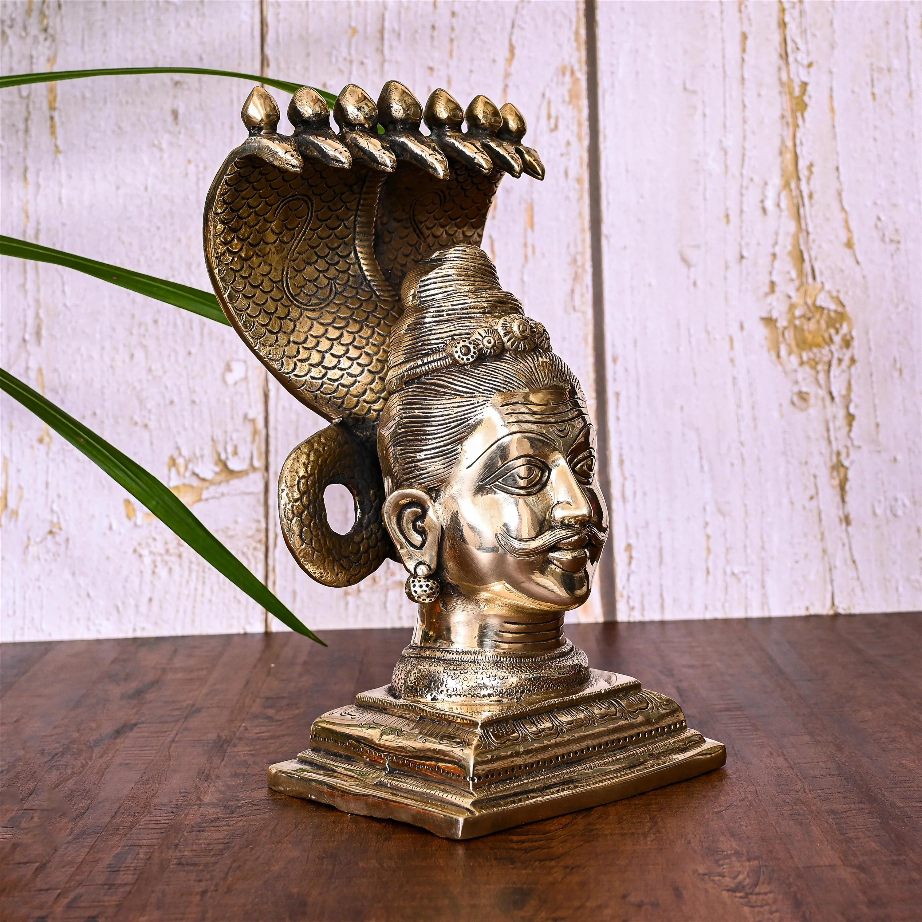 Brass Narmadeshwar Mahadev Idol (9.5 Inch) - Image 3