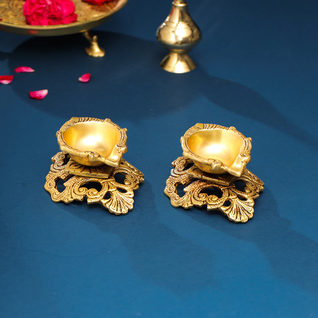 Brass Oil Diya Pair (2.5 Inch) - Image 4