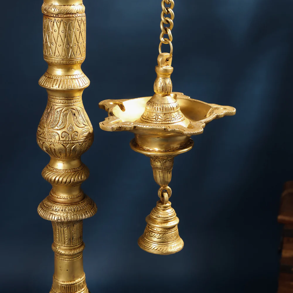 Brass Parrot Lamp With Bell (40 Inch) - Image 5