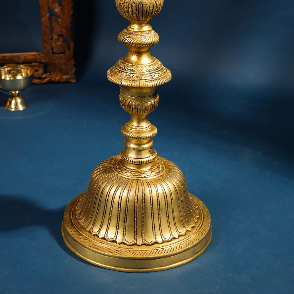 Brass Parrot Lamp With Bell (40 Inch) - Image 7