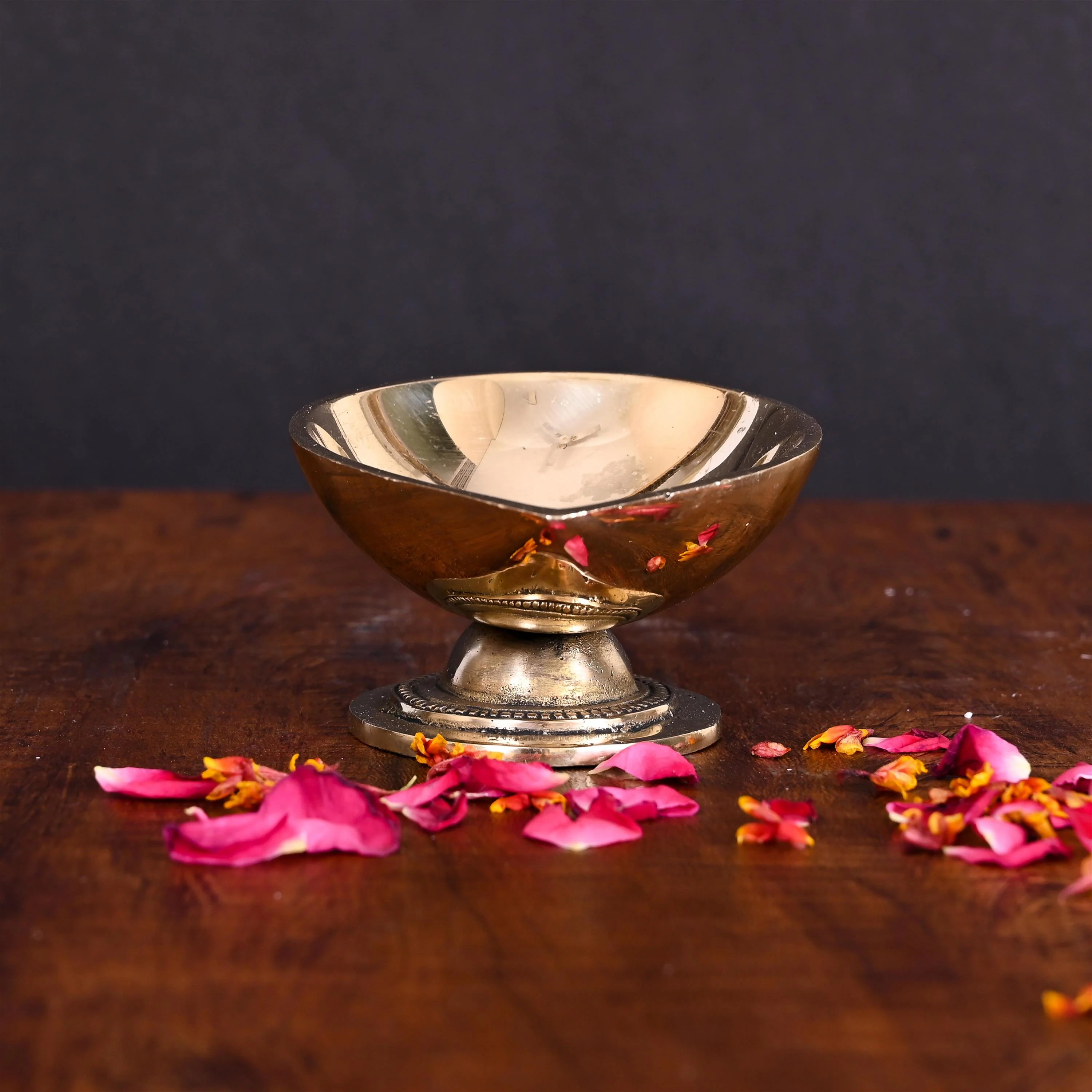 Brass Piyali Diya (2 Inch) - Image 3