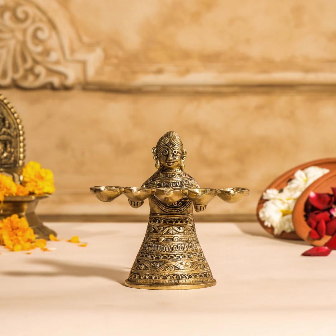 Brass Pooja Aarti Diya - Image 12