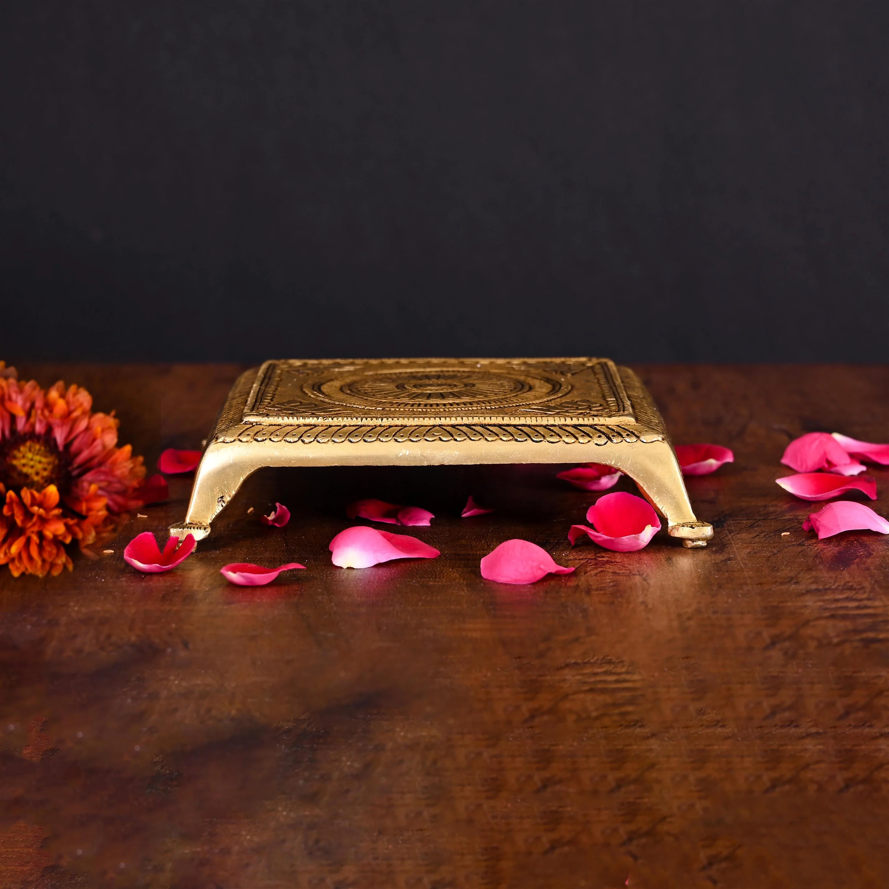 Brass Pooja Chowki (1.5 Inch) - Image 2
