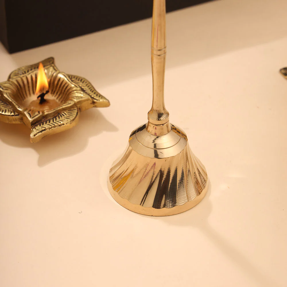 Brass Diya & Handbell Pooja Gift Hamper - Image 7