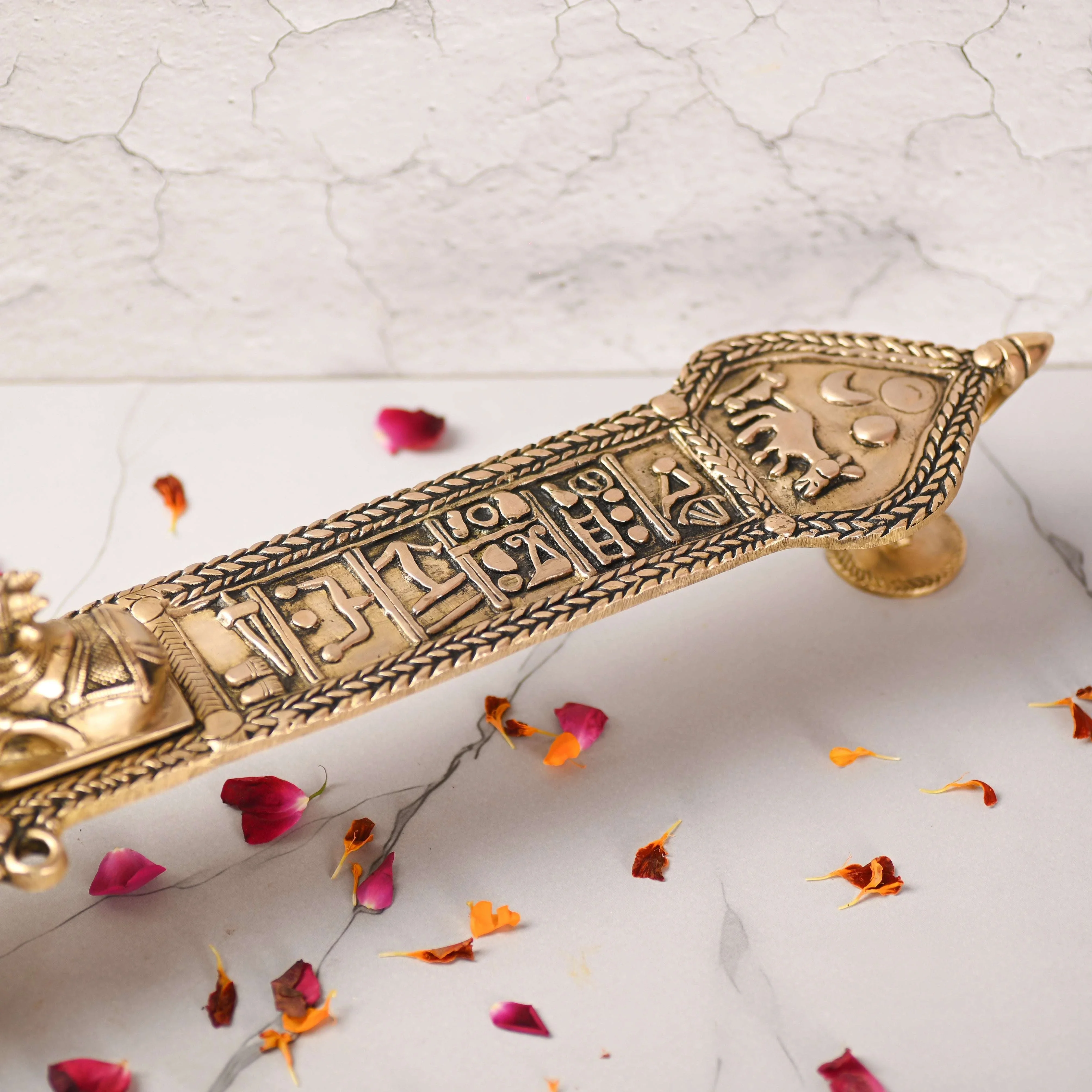 Brass Uddharani Ritual Spoon with Nandi and Shivling (23.5 Inch) - Image 3
