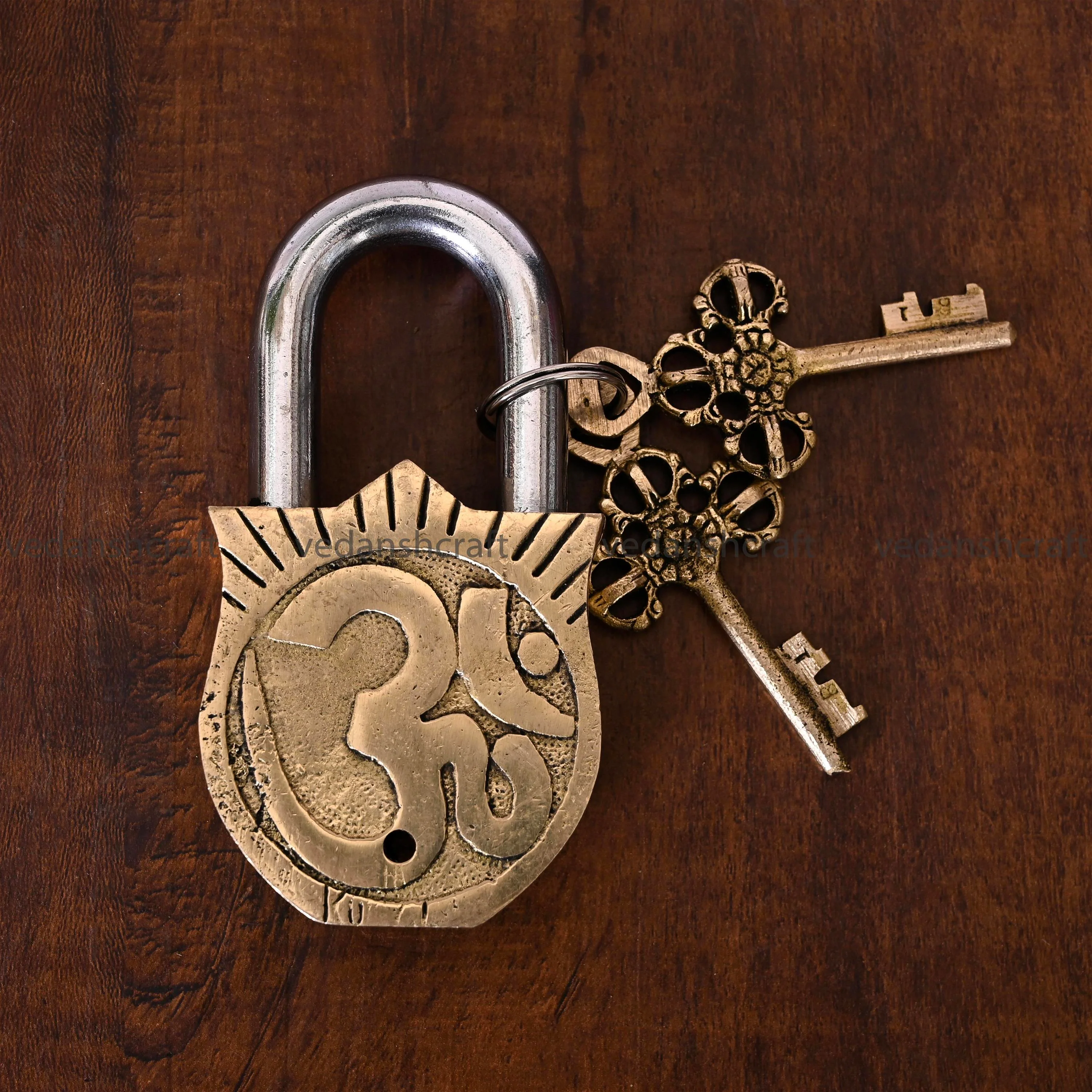 Brass Ram Darbar Door Lock With Three Brass Keys (4.5 Inch) - Image 9