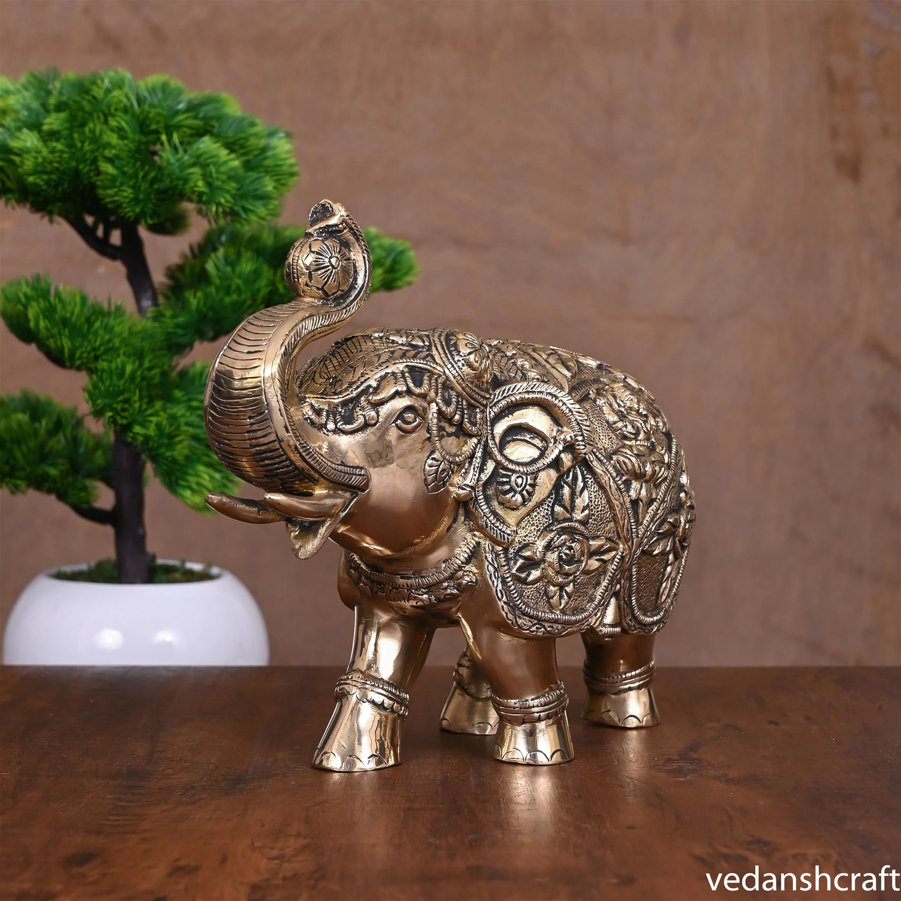 Brass Royal Elephant Statue (8.2 Inch) - Image 2