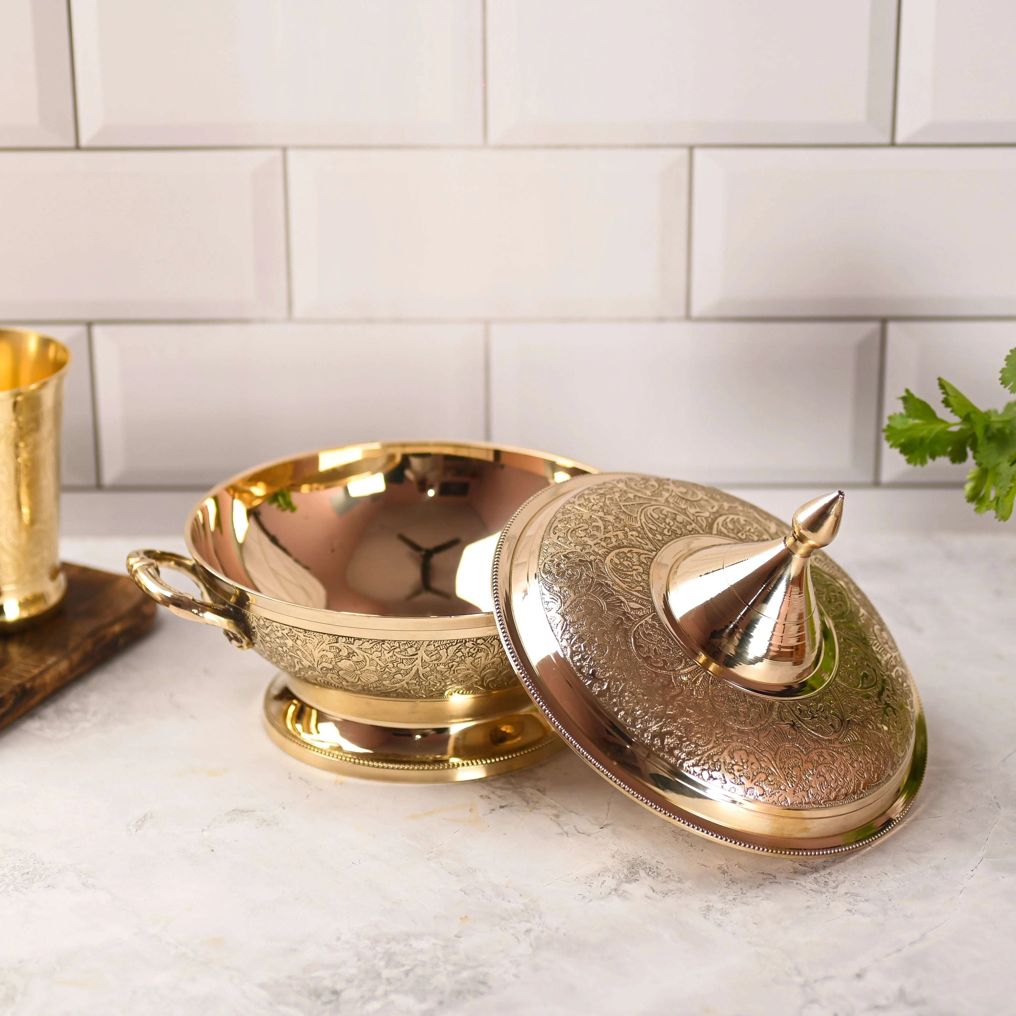 Brass Serving Pot With Lid And Handle (7.5 Inch) - Image 5