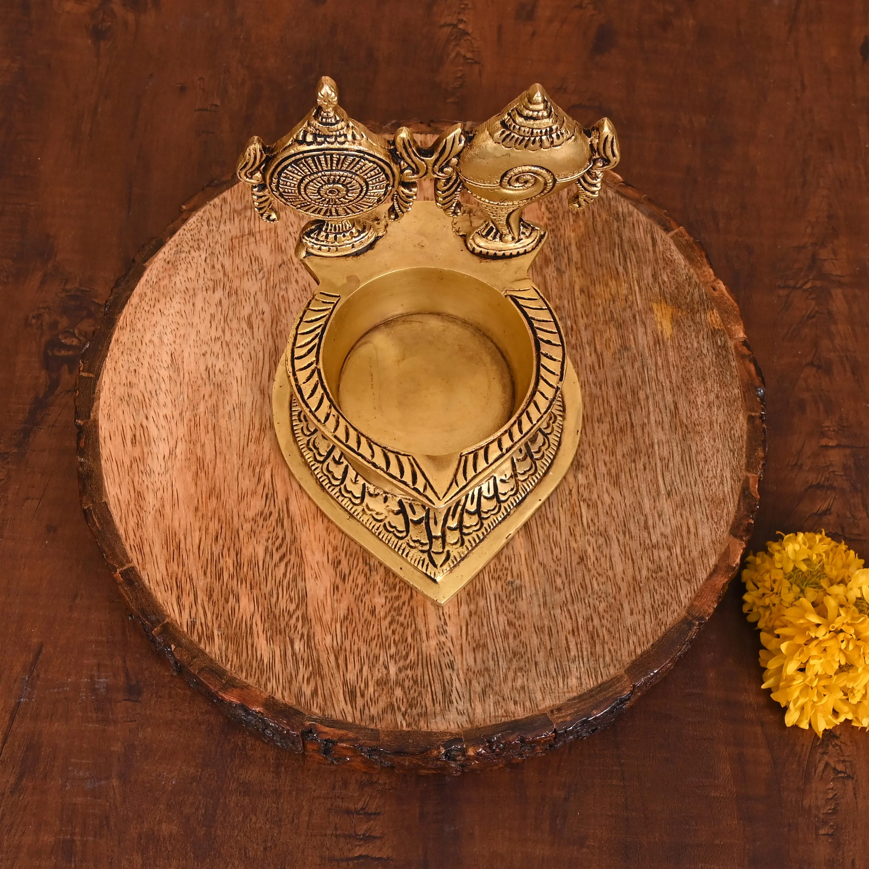 Brass Shankh Chakra Diya (5.5 Inch) - Image 3