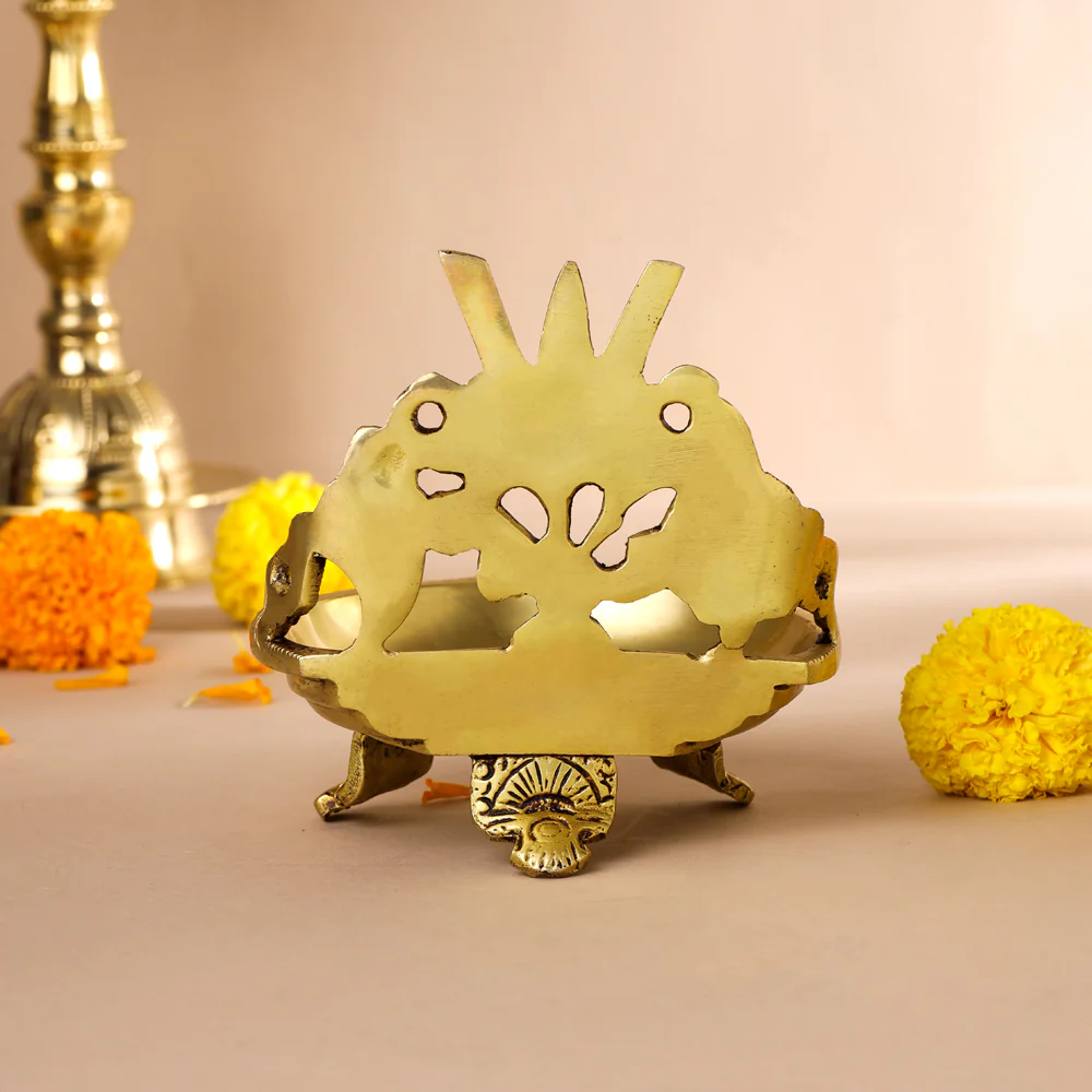 Brass Shankh Chakra Namah Diya (5 Inch) - Image 5