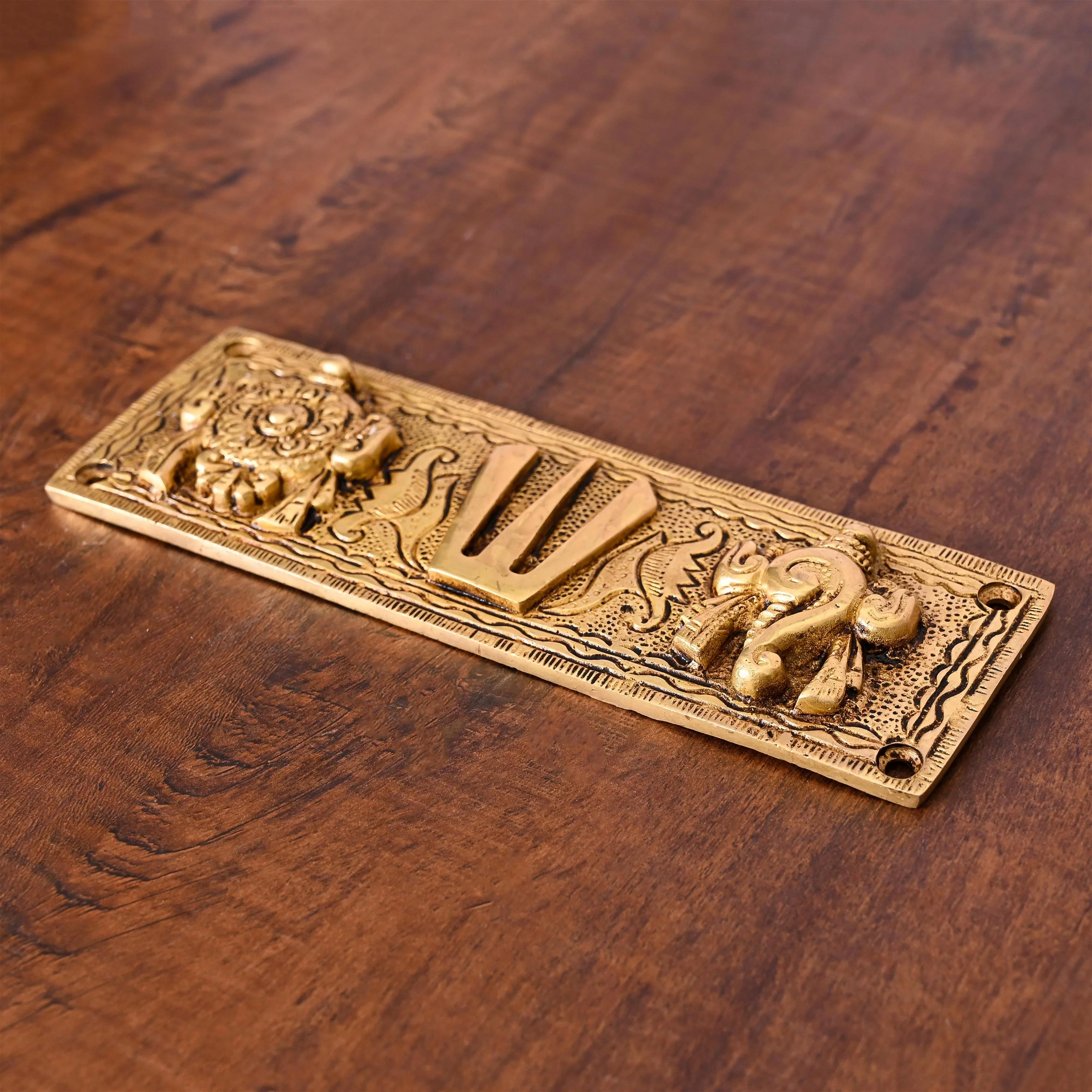 Brass Shankh Chakra Namah Wall Hanging (2.5 Inch) - Image 3