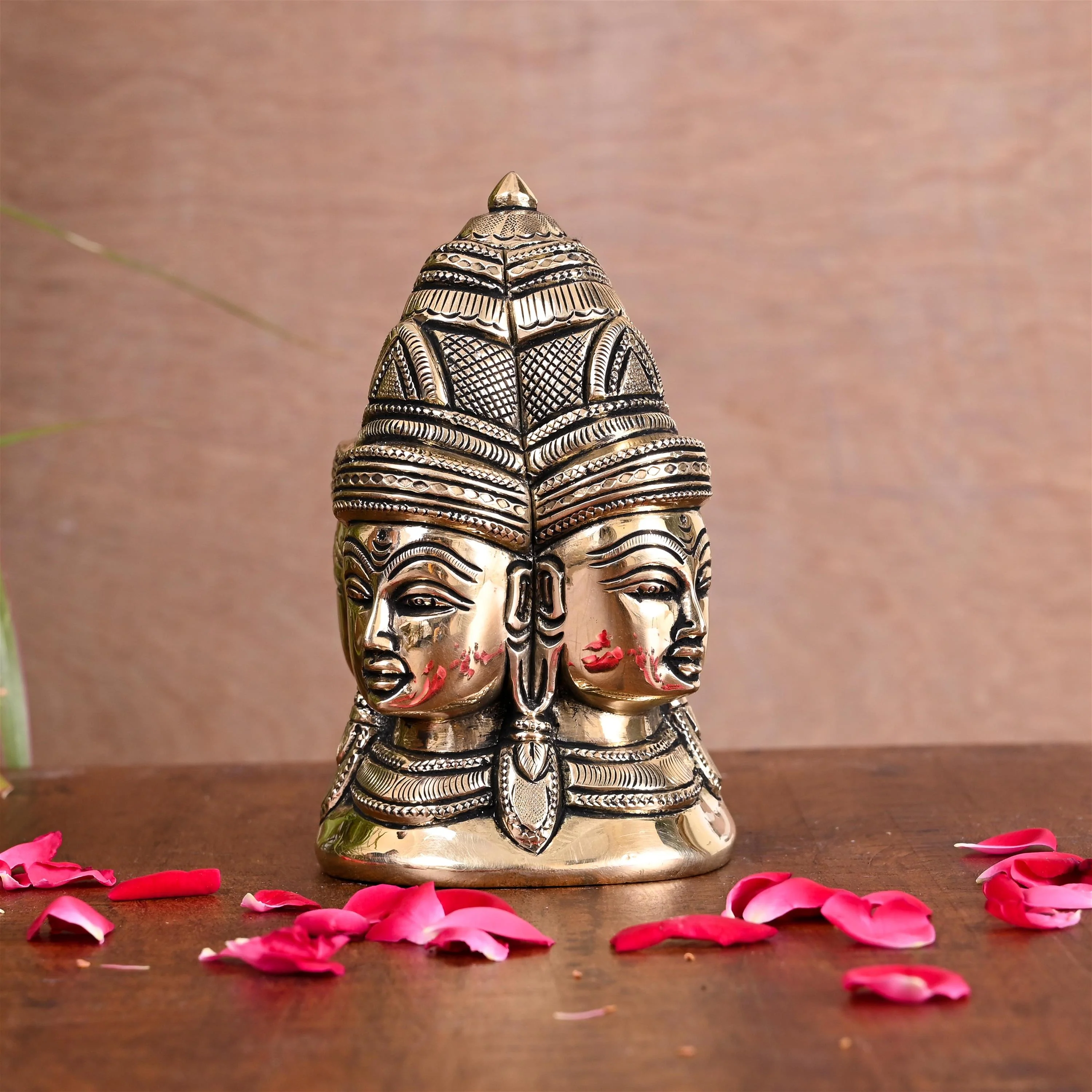 Brass Shiva Four Face Mukhlingam Idol (5 Inch) - Image 2