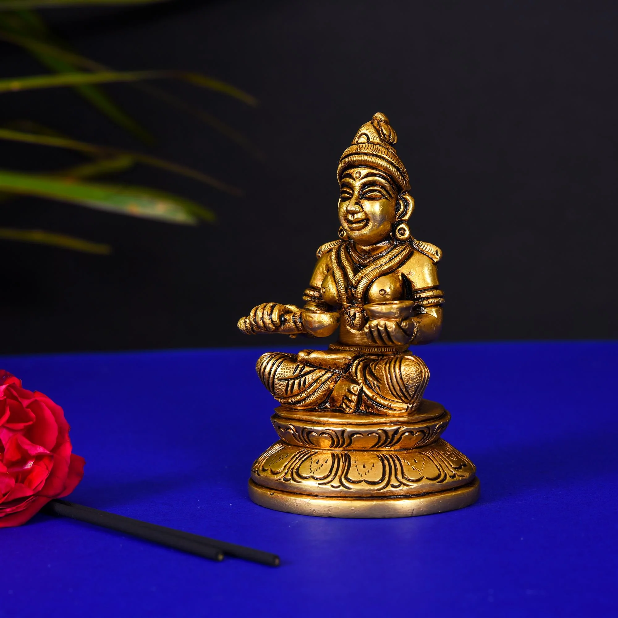 Brass Superfine Annapurna Devi Statue (4 Inch) - Image 2