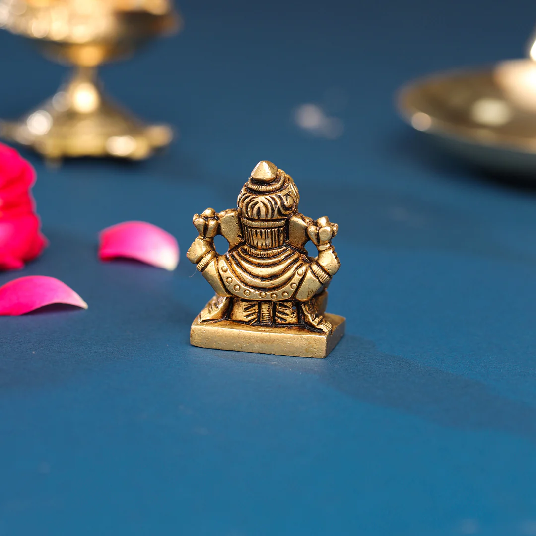 Brass Superfine Blessing Sitting Ganesha Idol (2 Inch) - Image 3