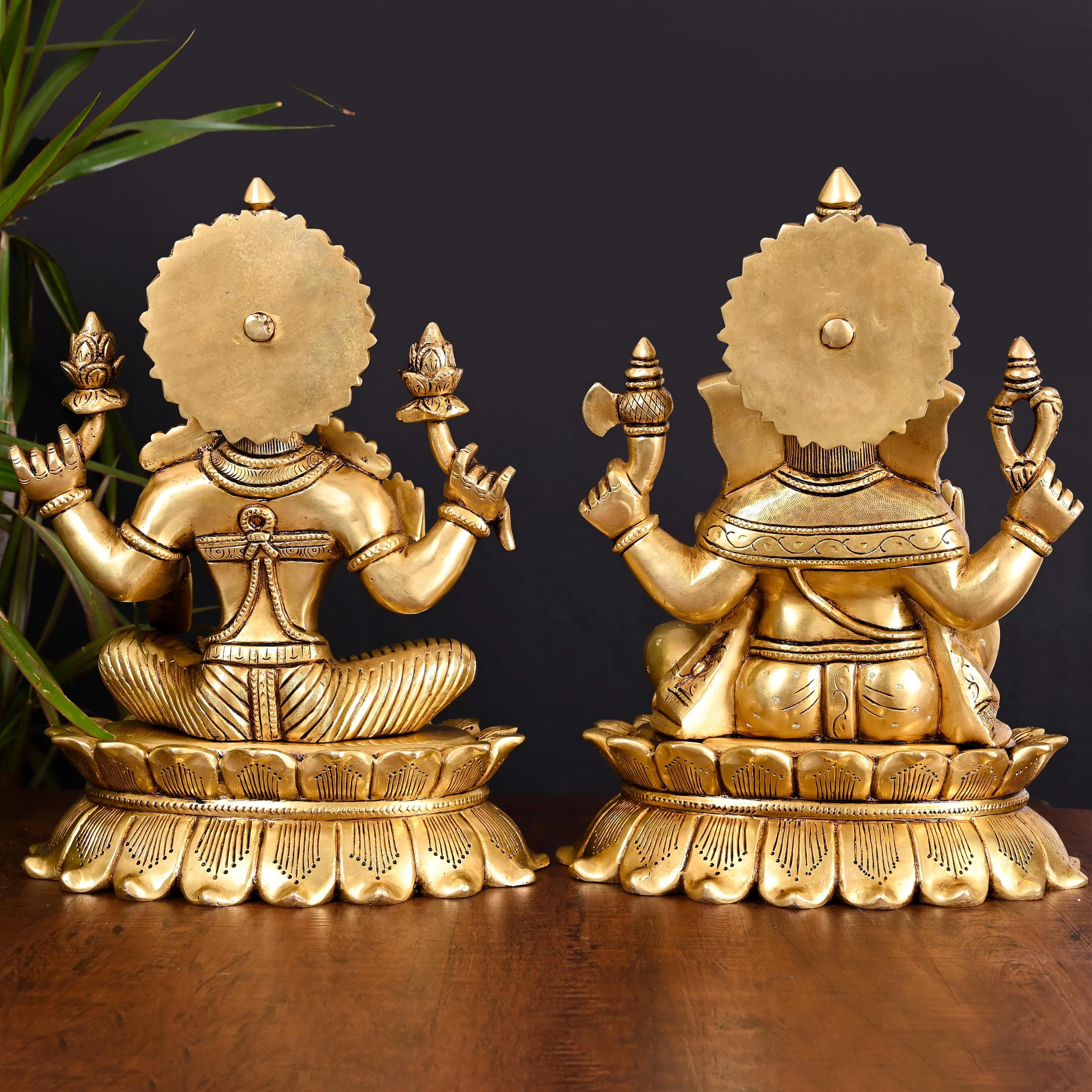 Brass Superfine Sitting Ganesha And Lakshmi Idols Set (11 Inch) - Image 7