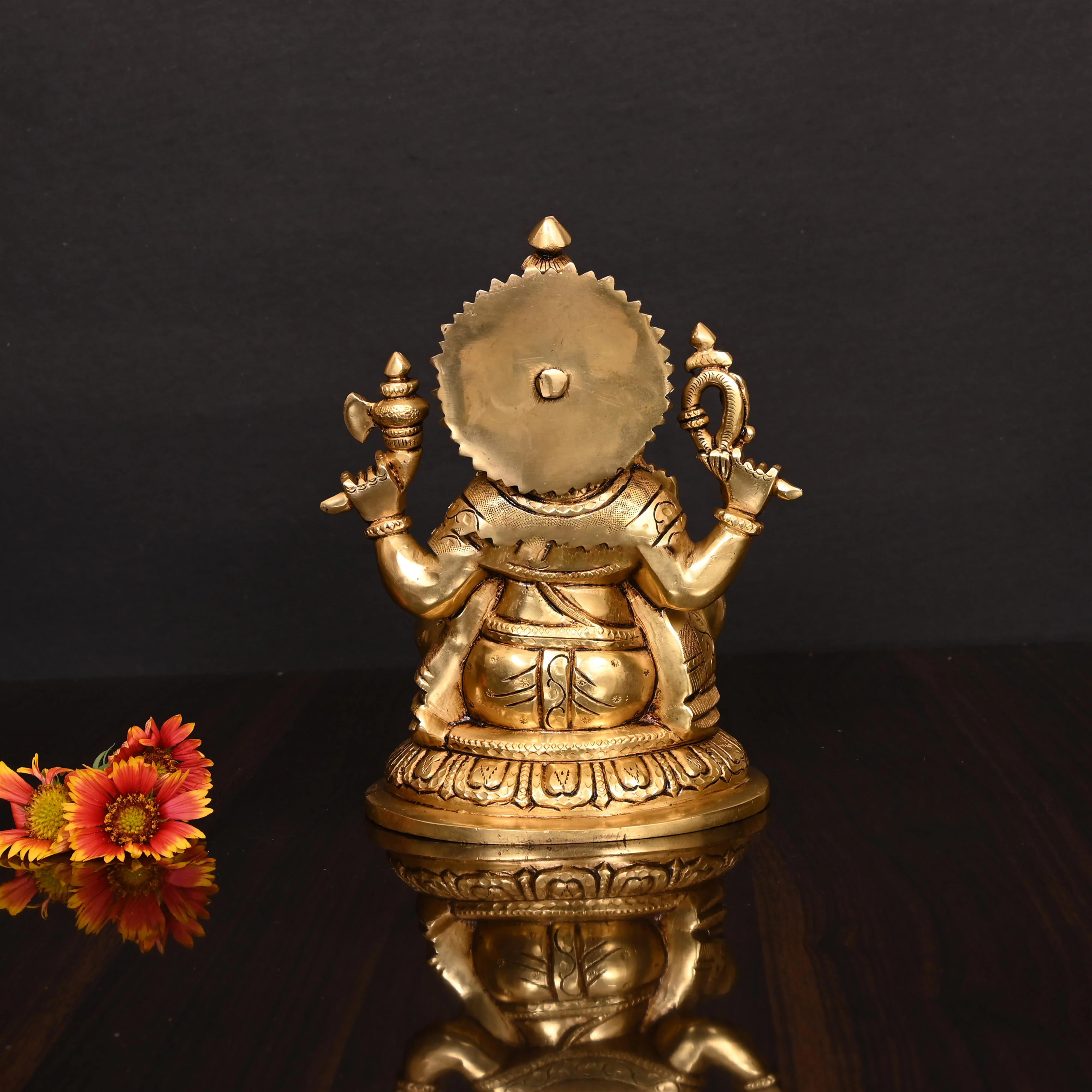 Brass Superfine Right Trunk Sitting Ganesha Idol (8 Inch) - Image 3