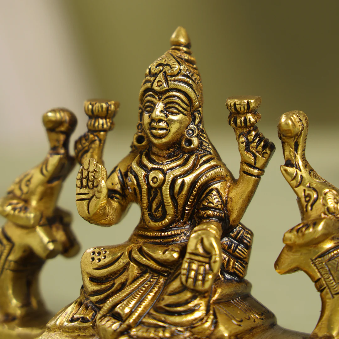 Brass Superfine Goddess Sitting Gaja Lakshmi Idol (3 Inch) - Image 6
