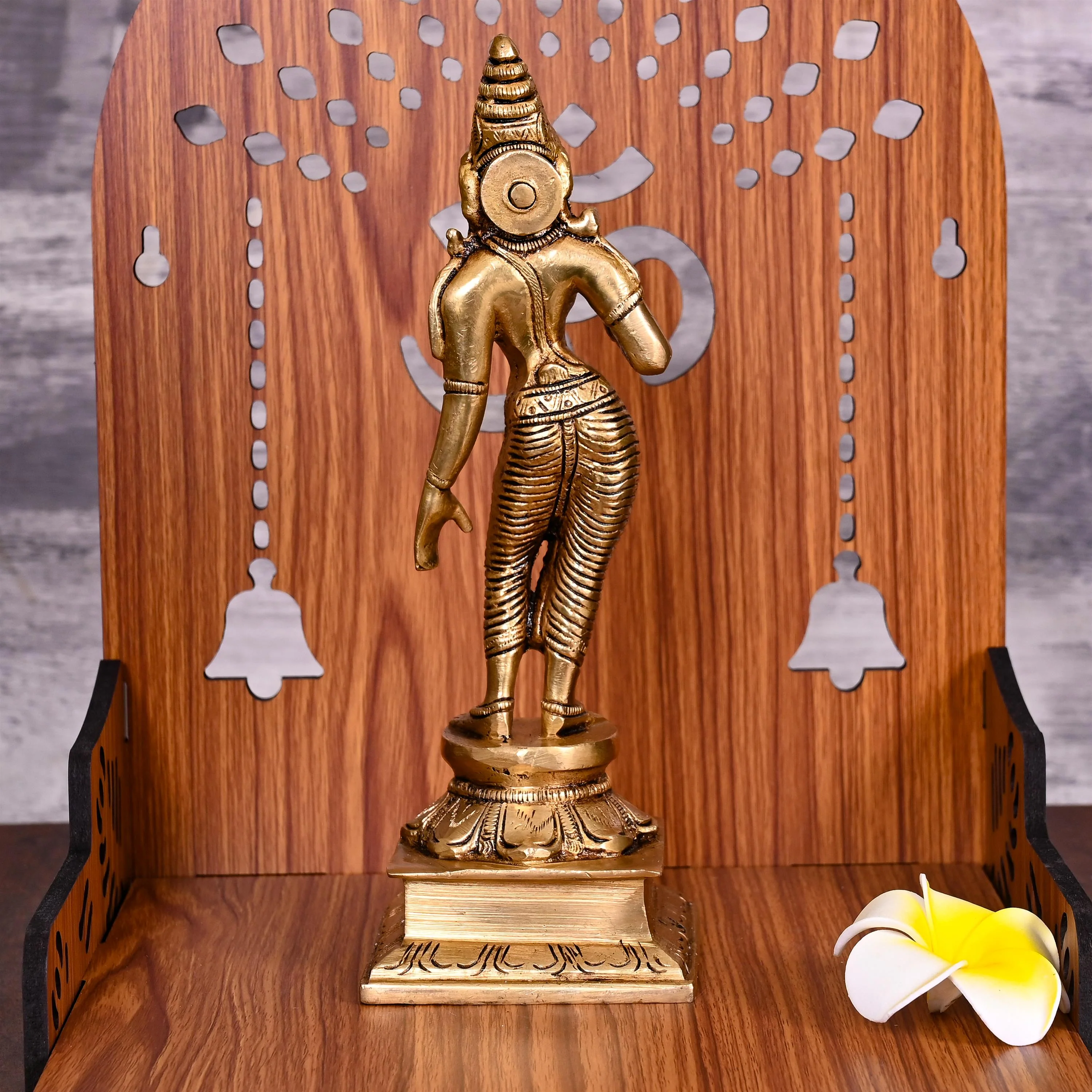 Brass Superfine Goddess Parvati Idol (9 Inch) - Image 3