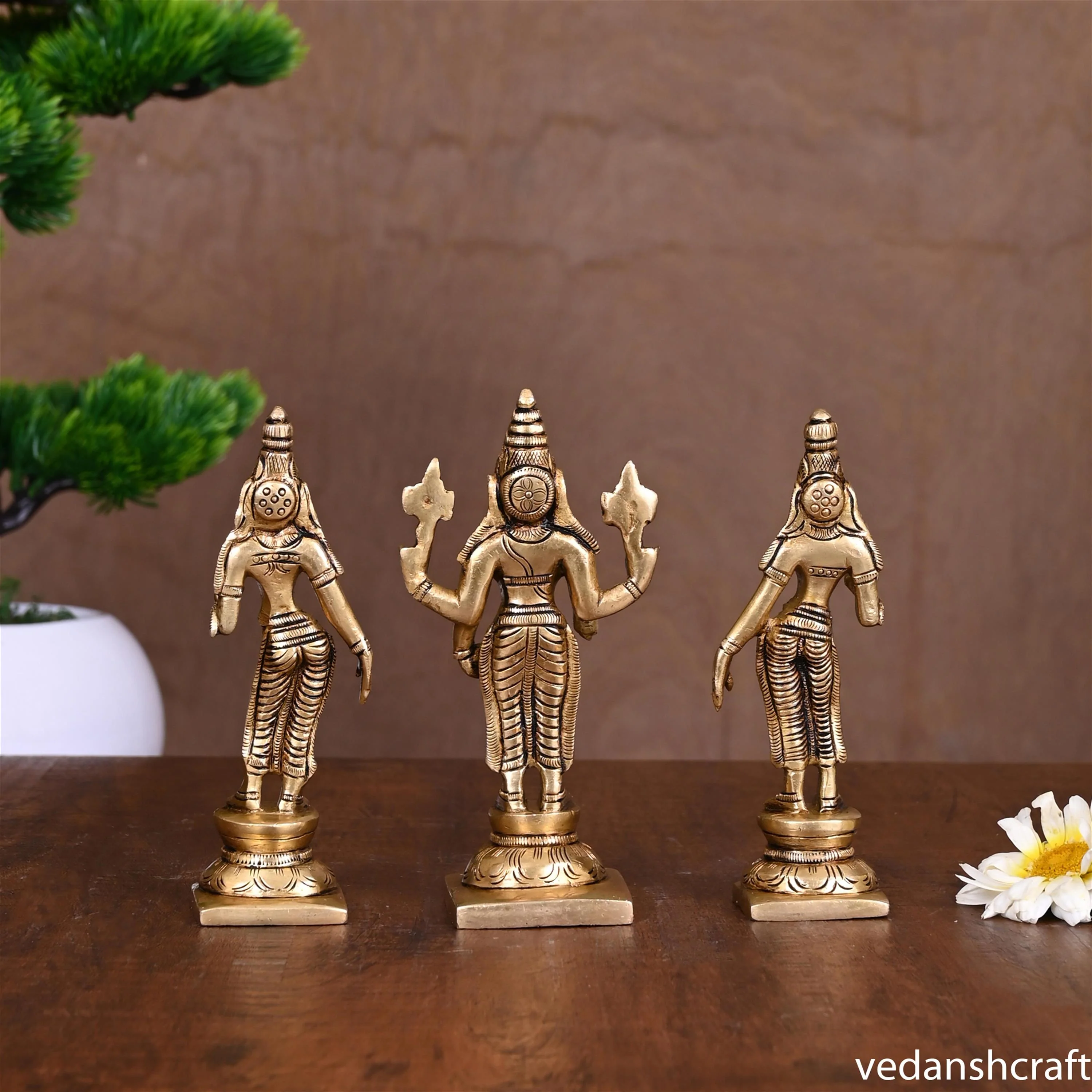 Brass Superfine Lord Balaji With Sri Devi And Bhudevi Idols Set - Image 3